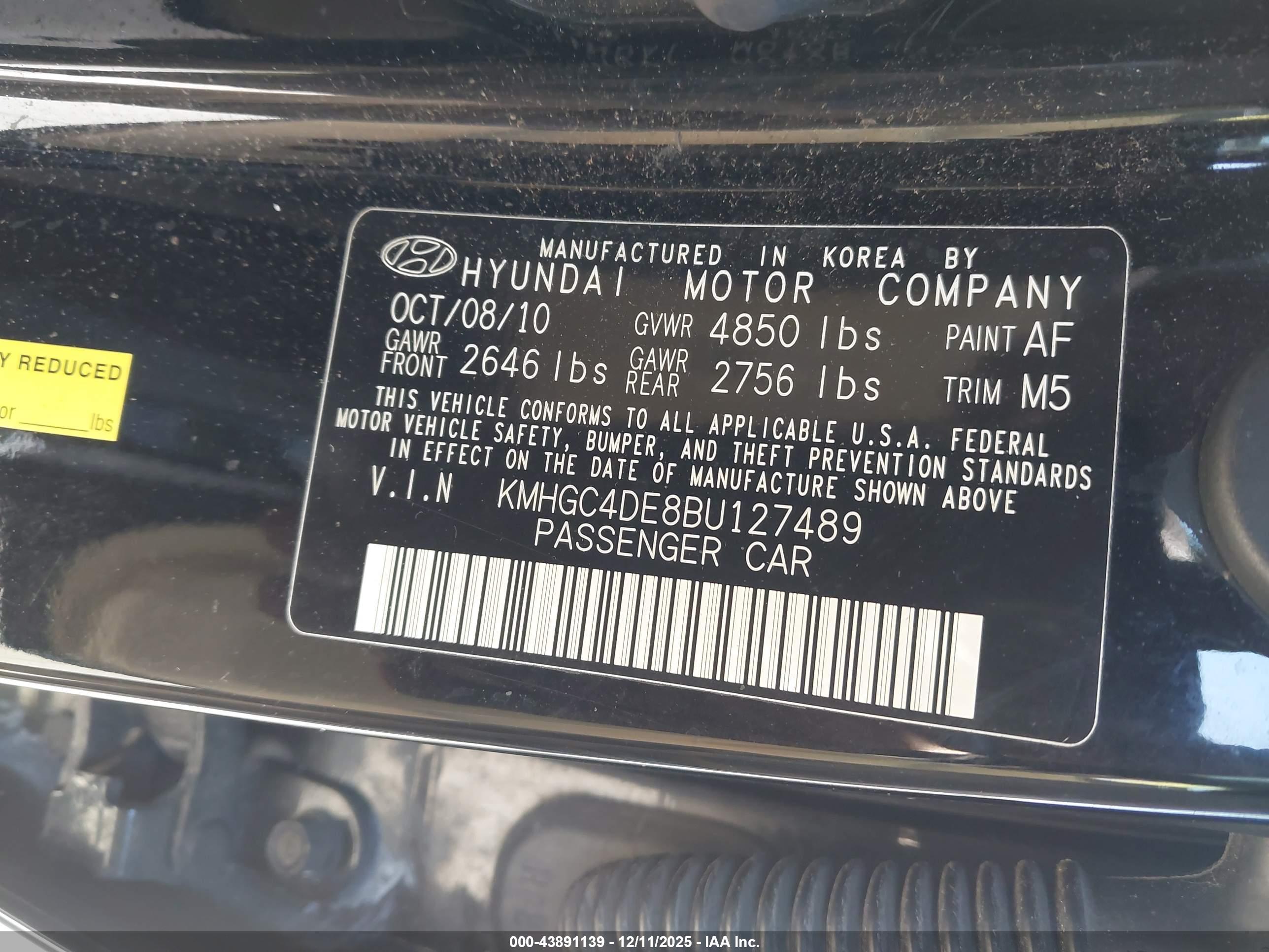 HYUNDAI GENESIS image 9