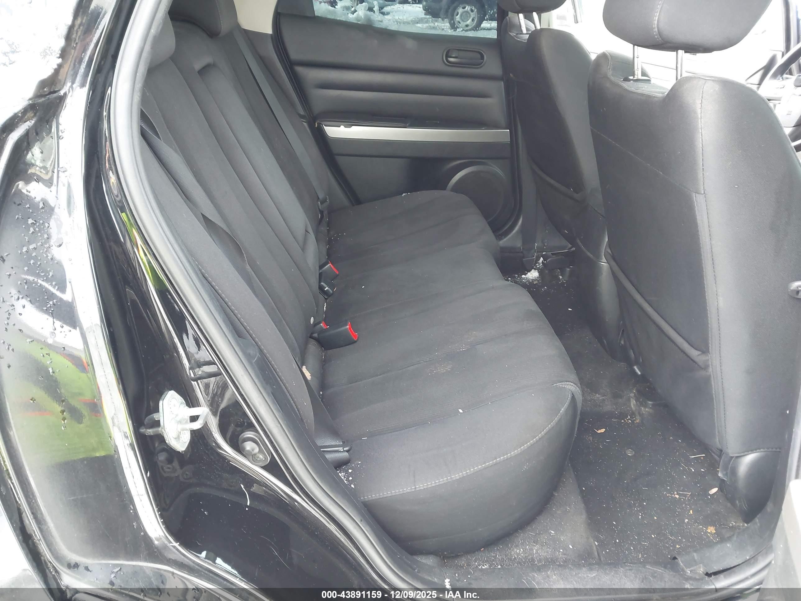 MAZDA CX-7 image 8