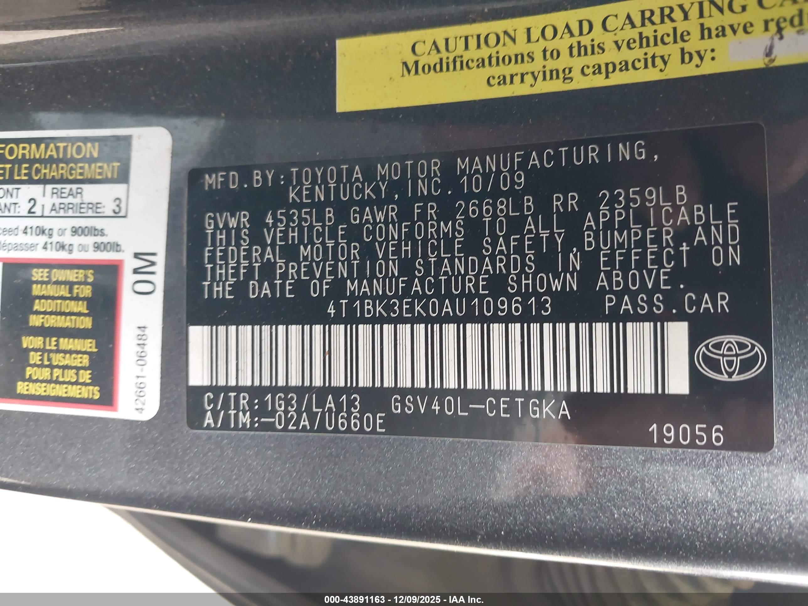 TOYOTA CAMRY image 9