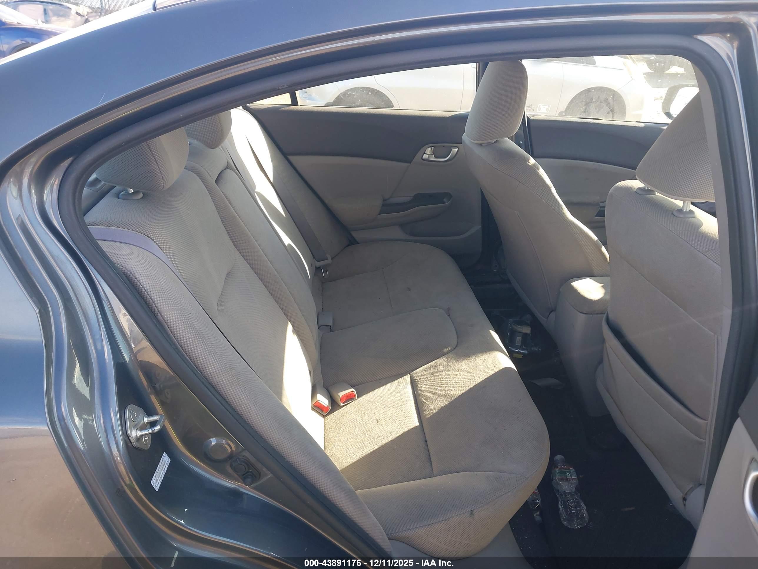 HONDA CIVIC image 8