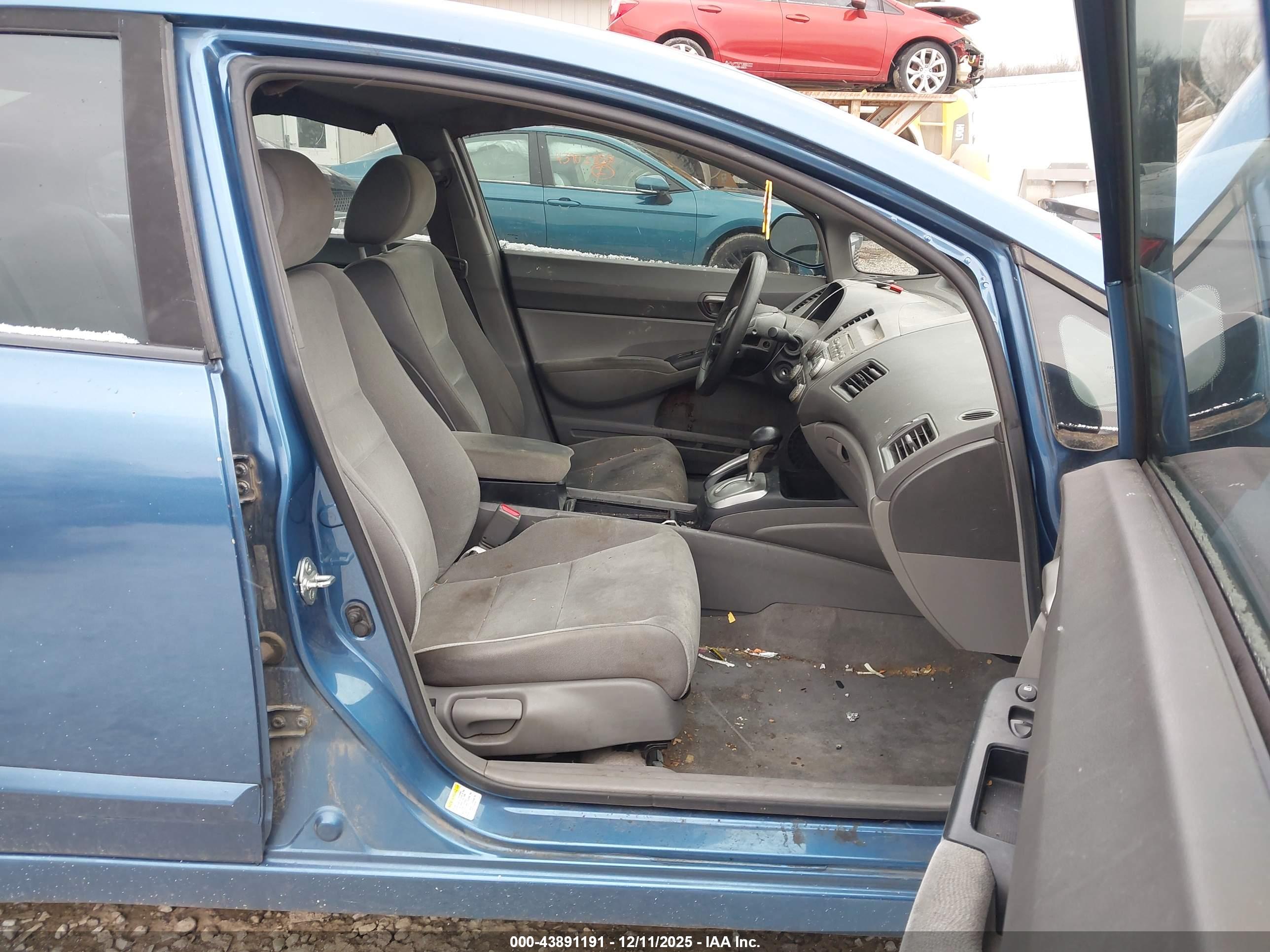 HONDA CIVIC image 5