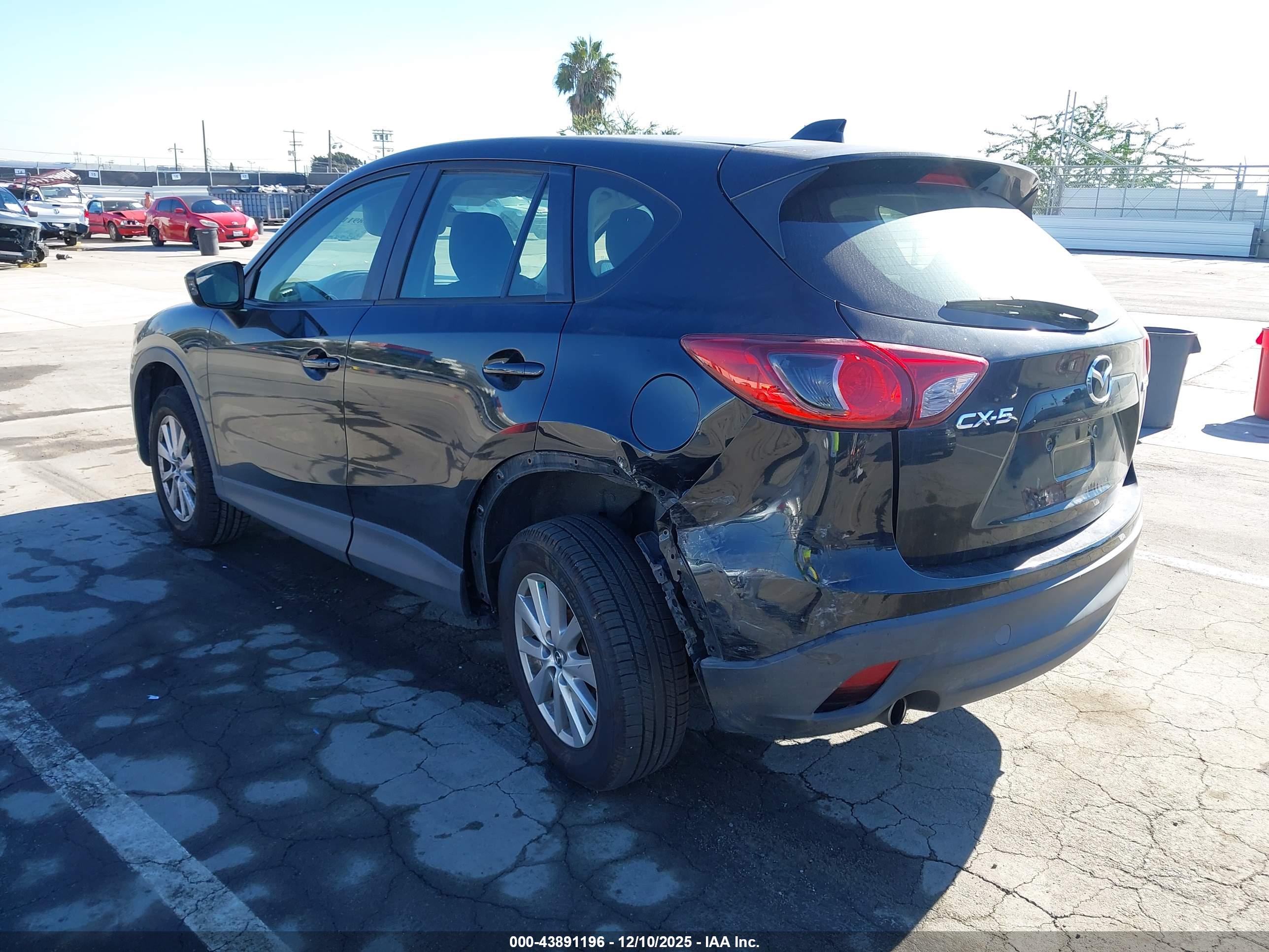 MAZDA CX-5 image 3