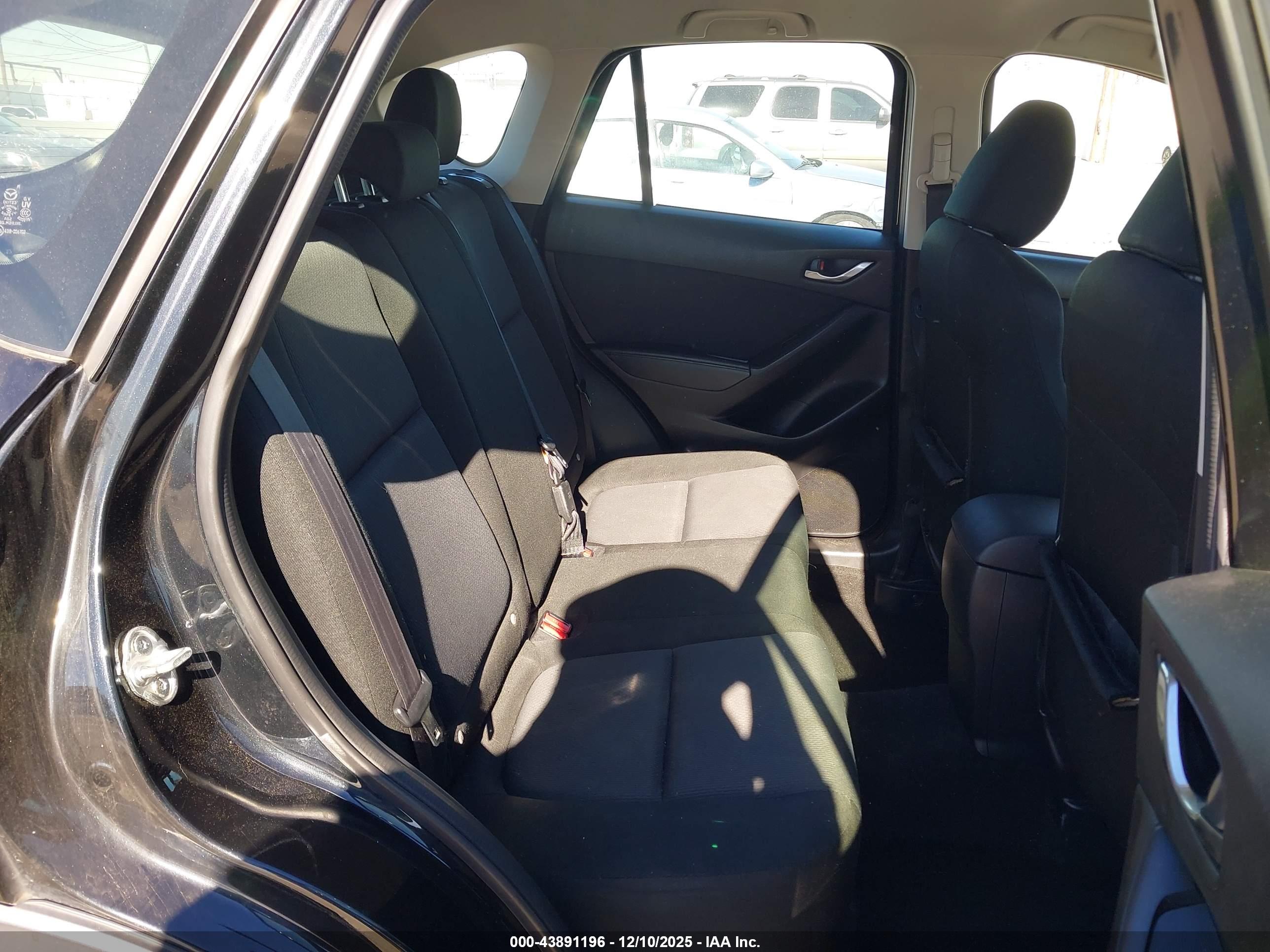MAZDA CX-5 image 8