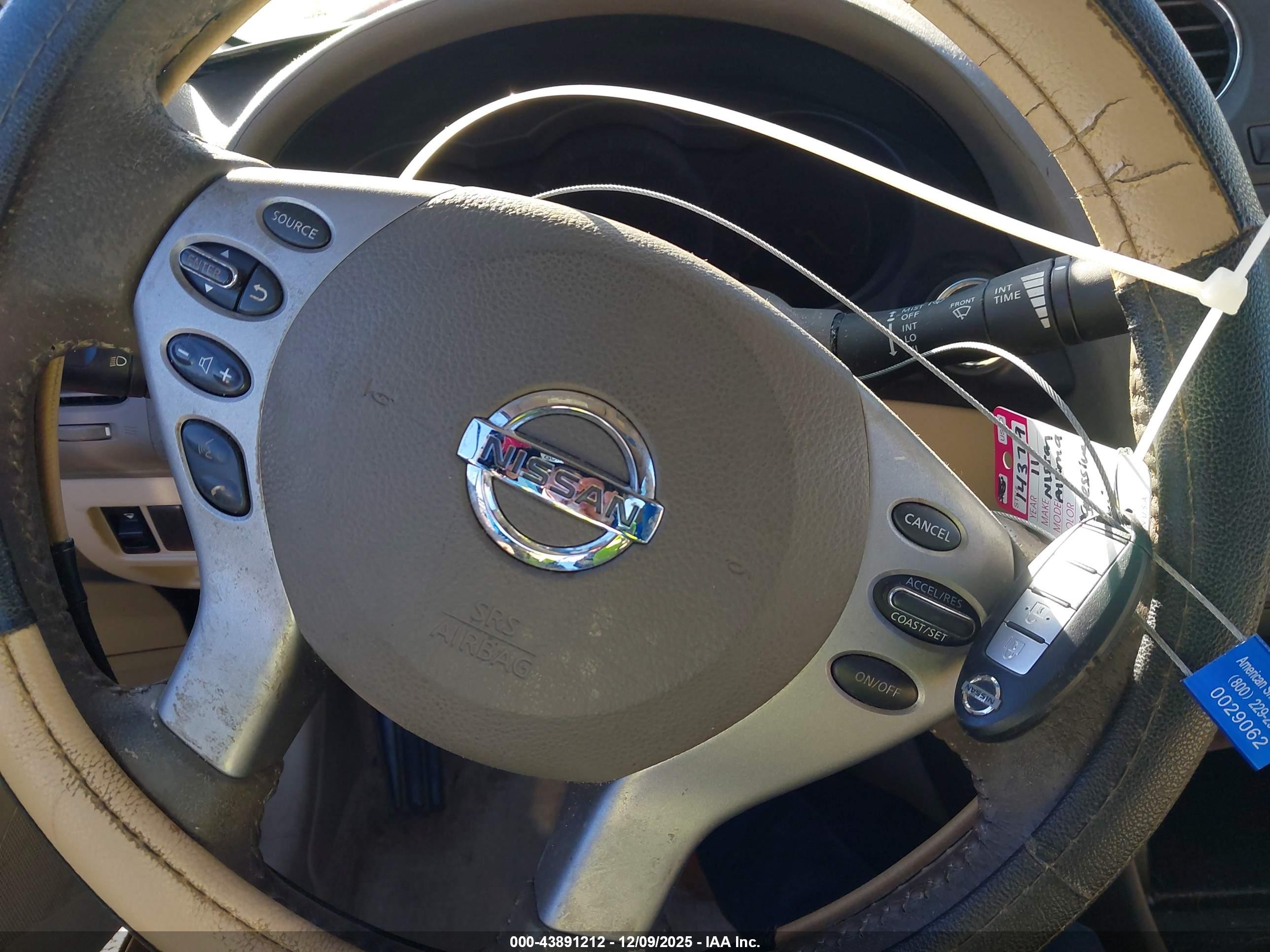 NISSAN ALTIMA image 11