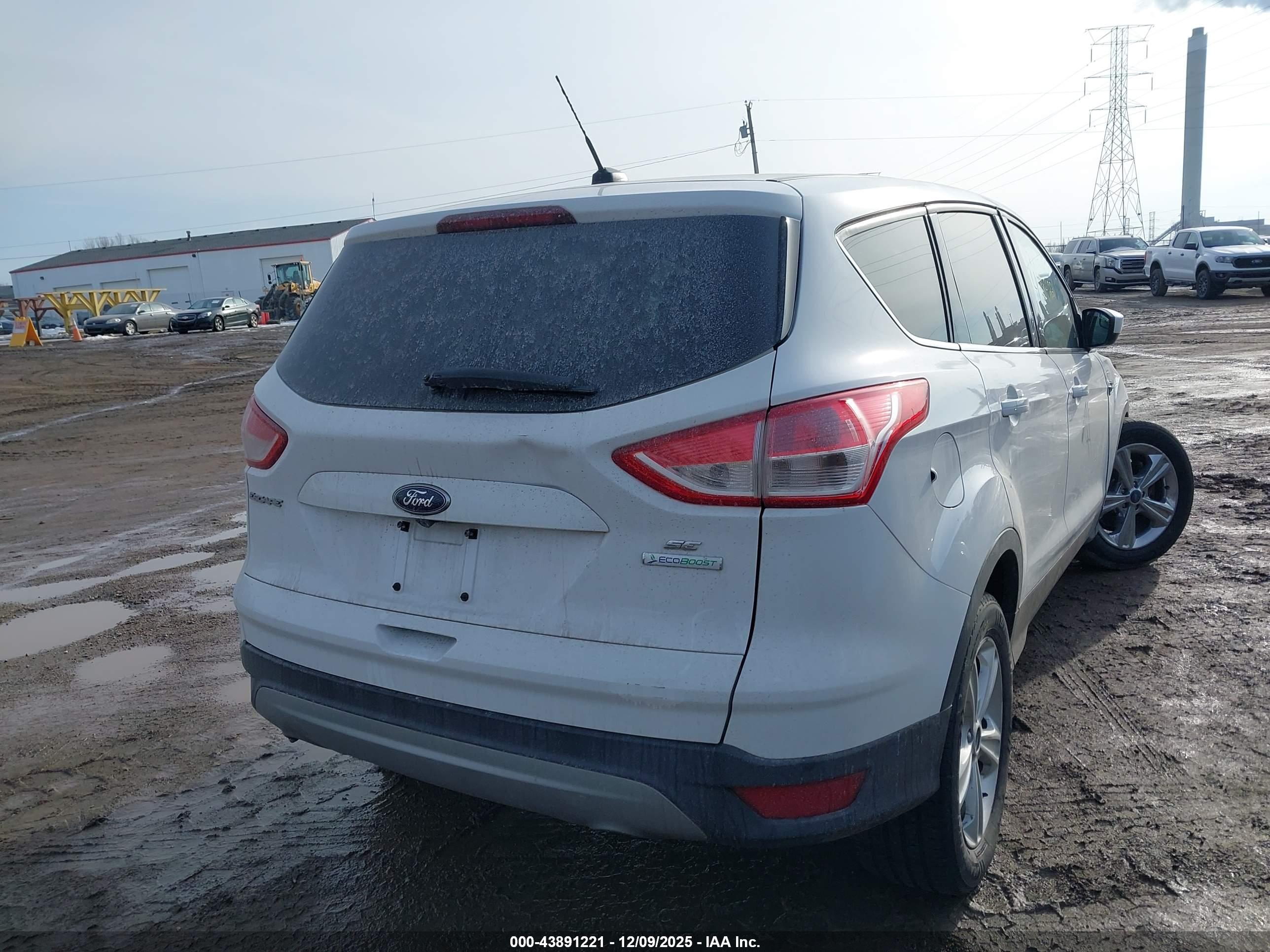 FORD ESCAPE image 4