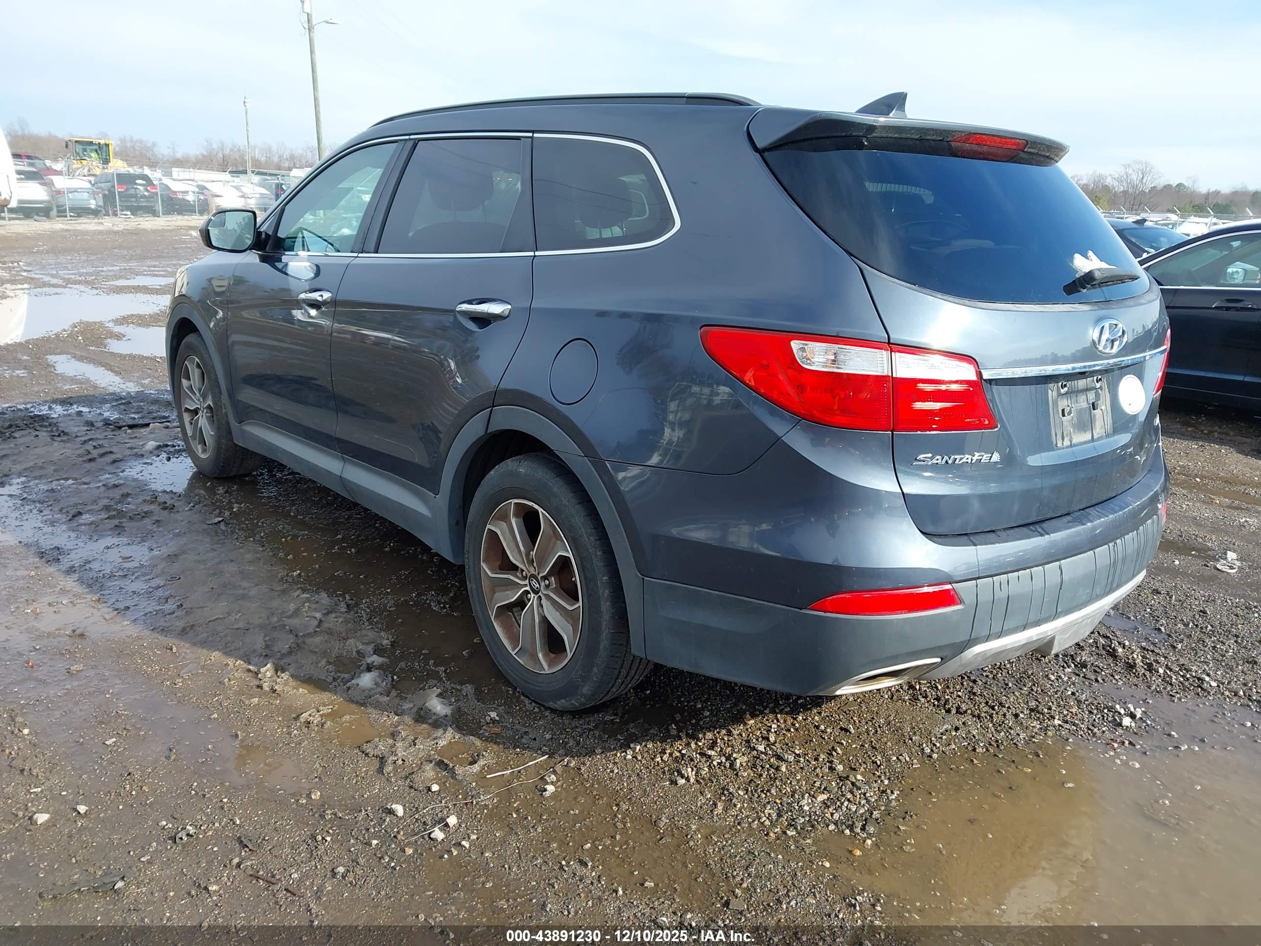 HYUNDAI SANTA image 3