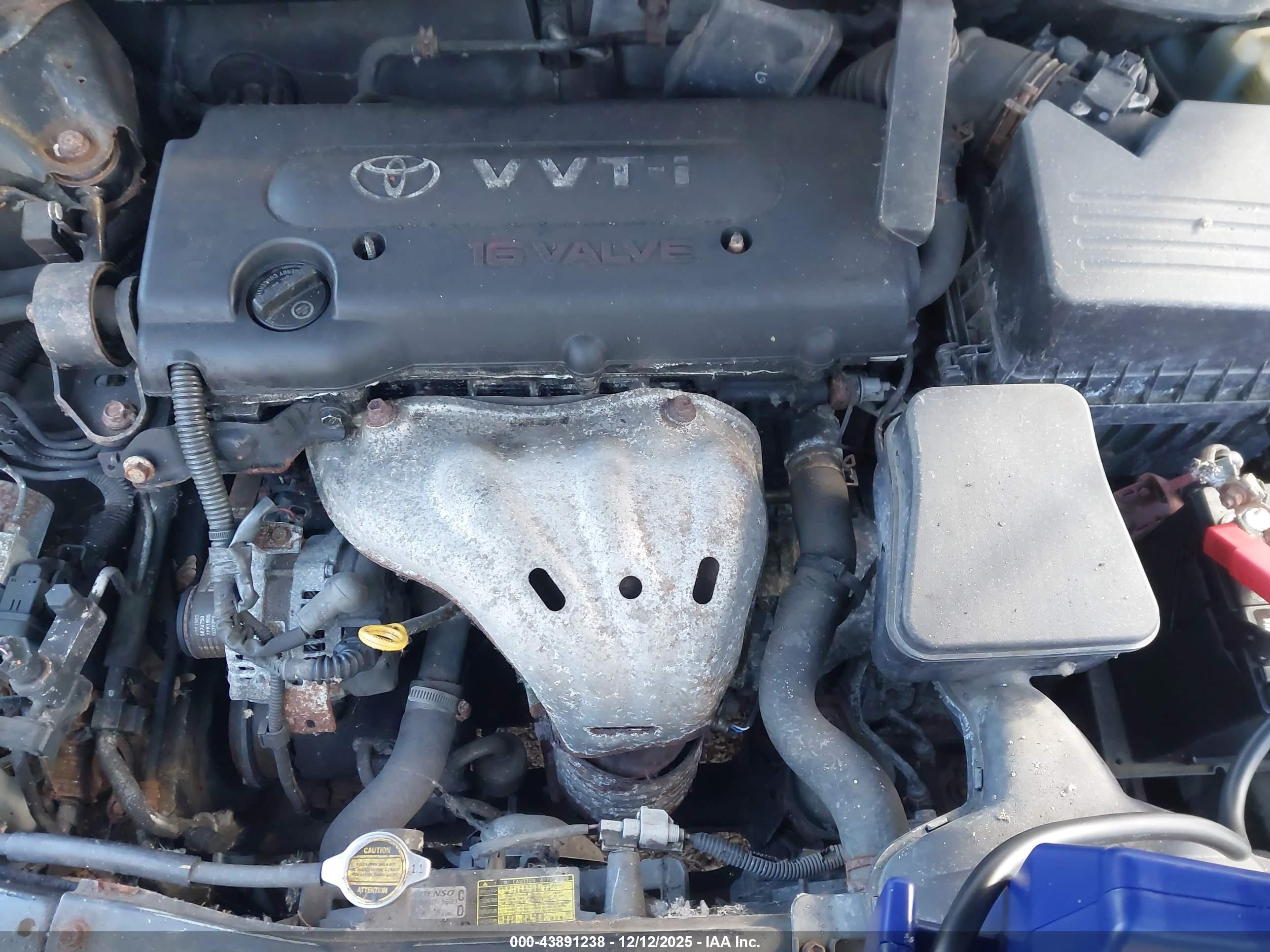 TOYOTA CAMRY image 10