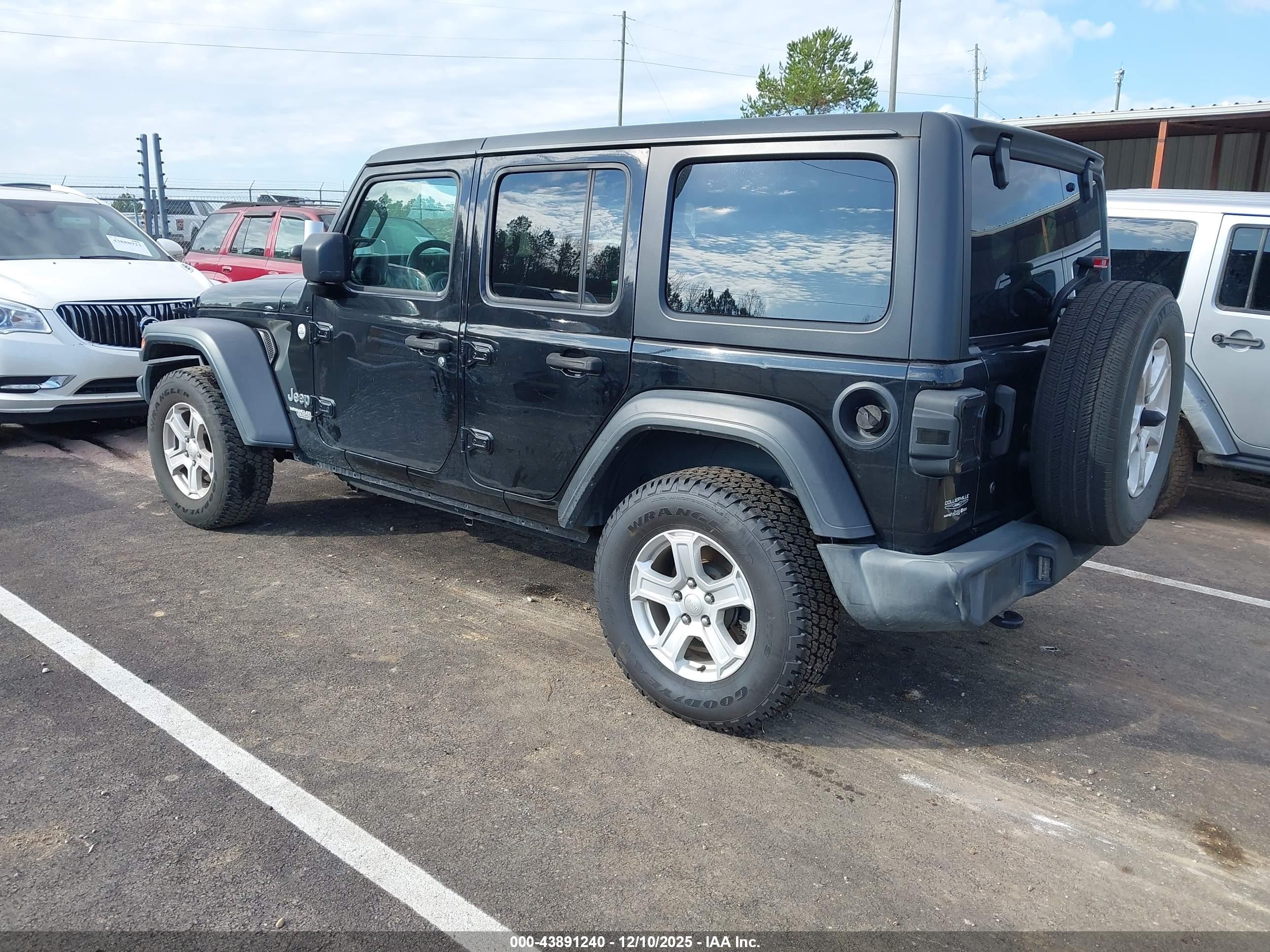 JEEP WRANGLER image 3