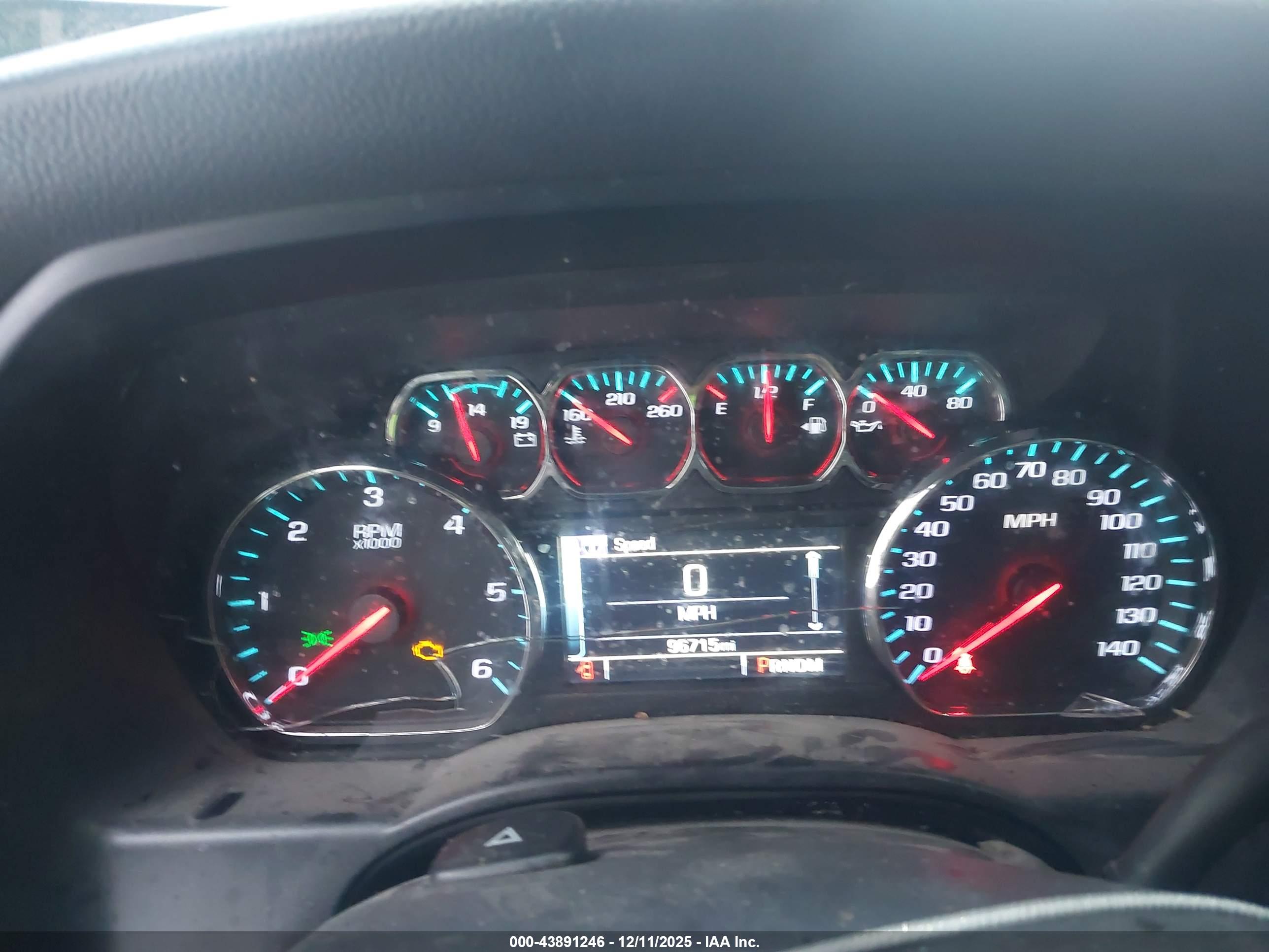 CHEVROLET SILVERADO image 7