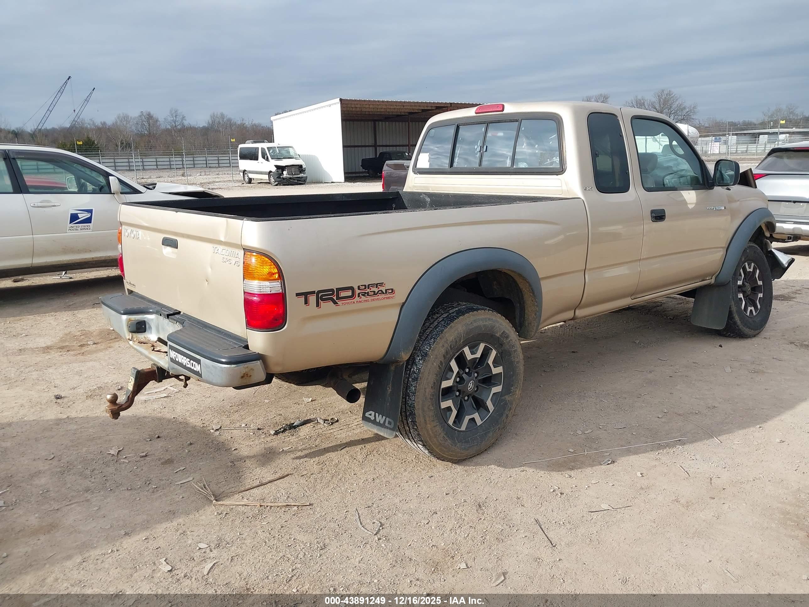TOYOTA TACOMA image 4