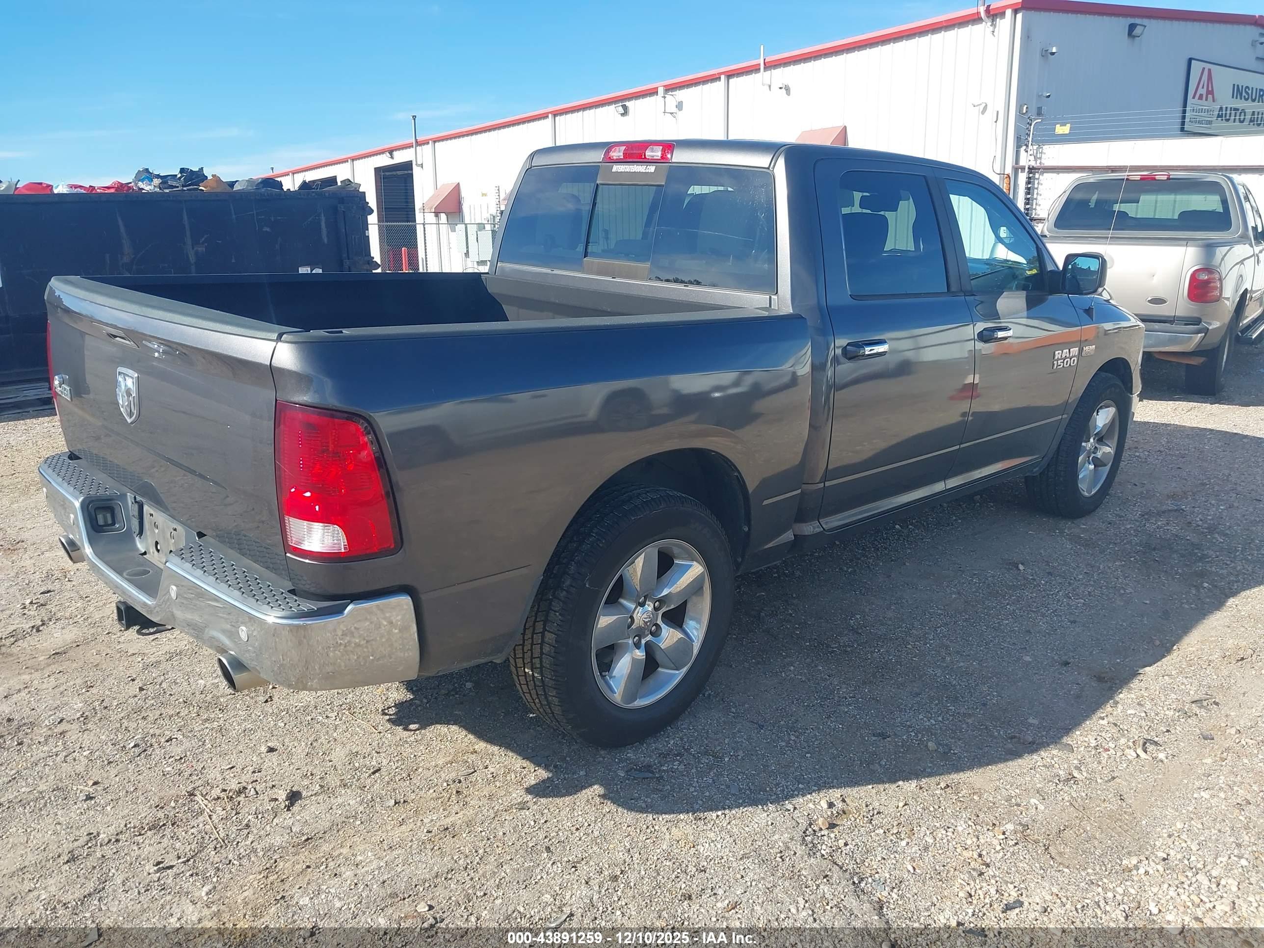 RAM 1500 image 4