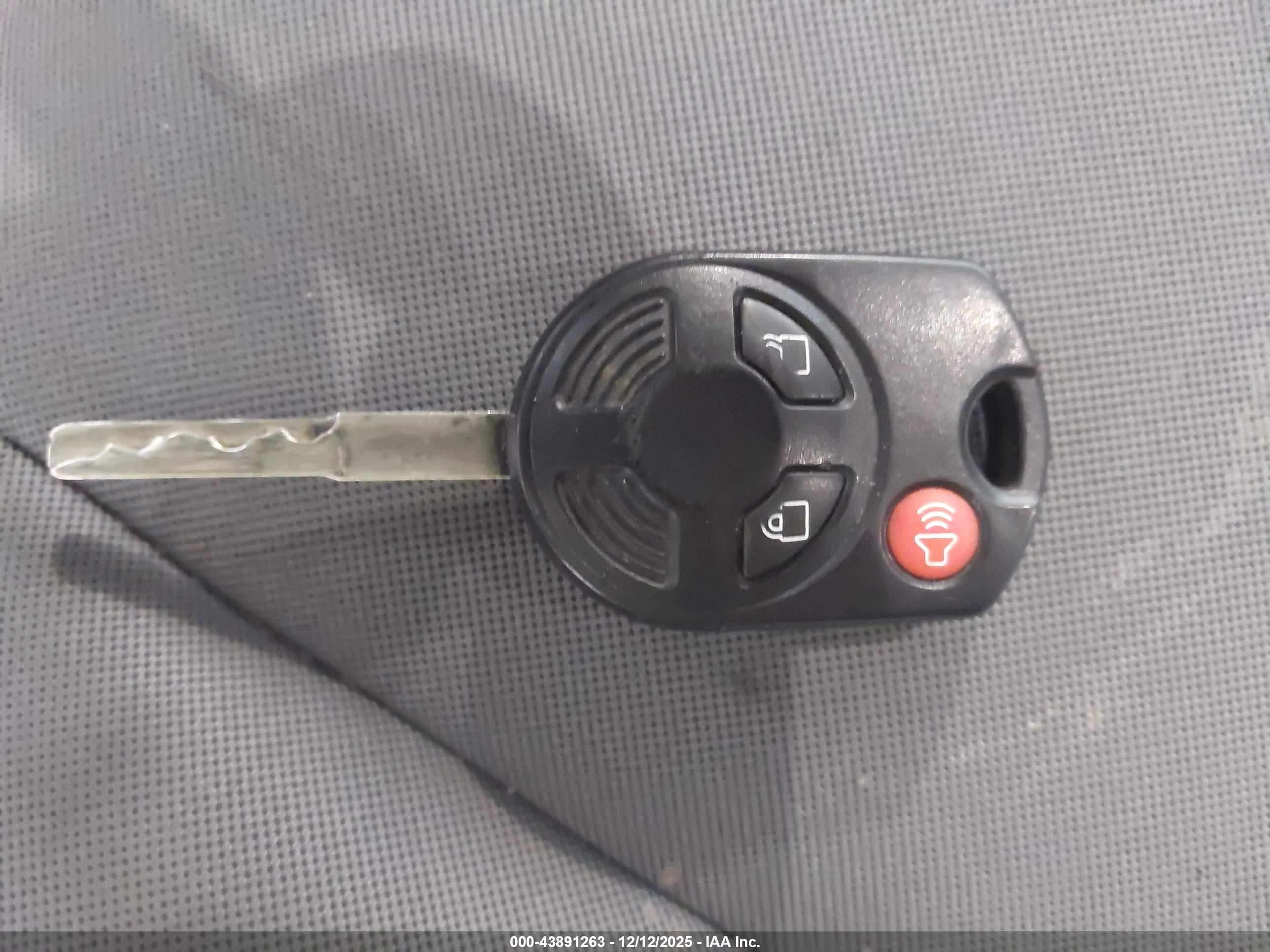 FORD ESCAPE image 11