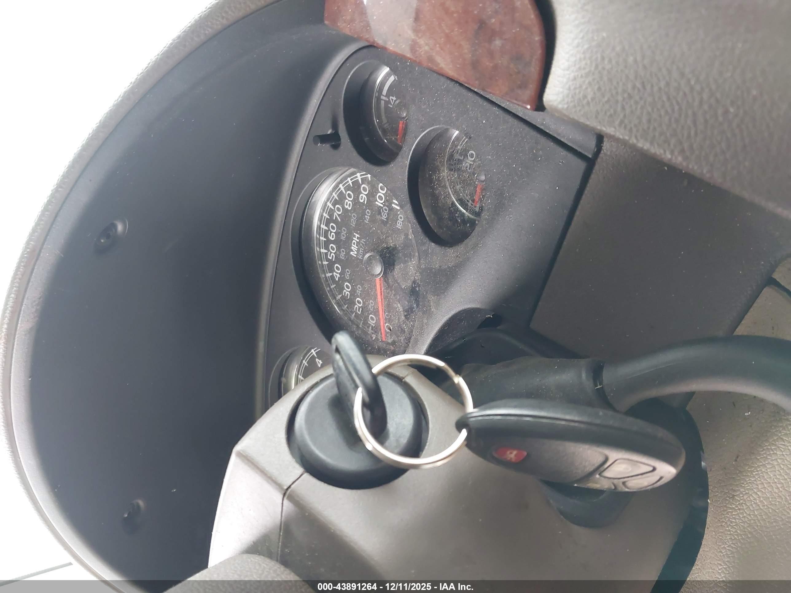 GMC SIERRA image 11