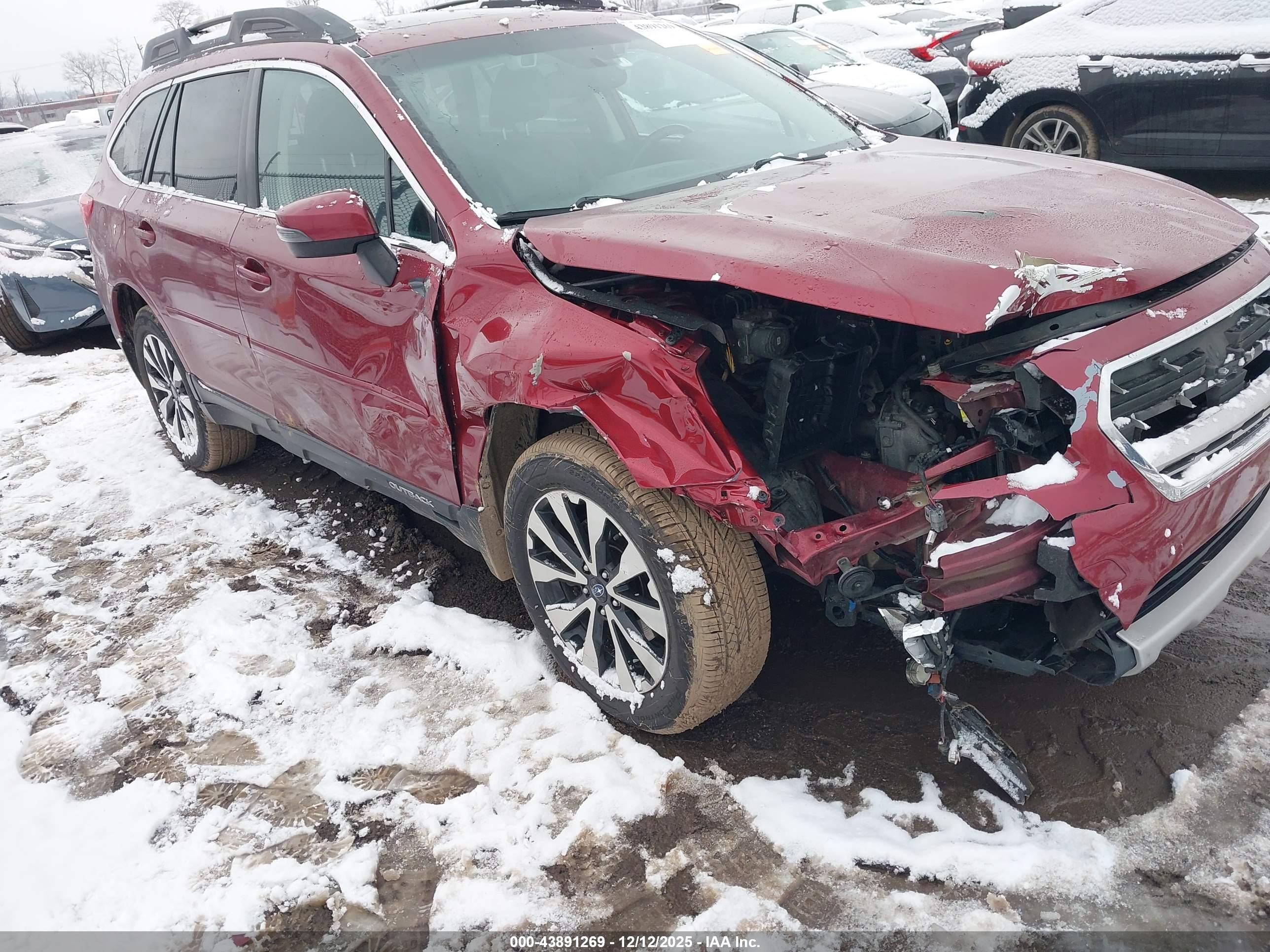 SUBARU OUTBACK image 6