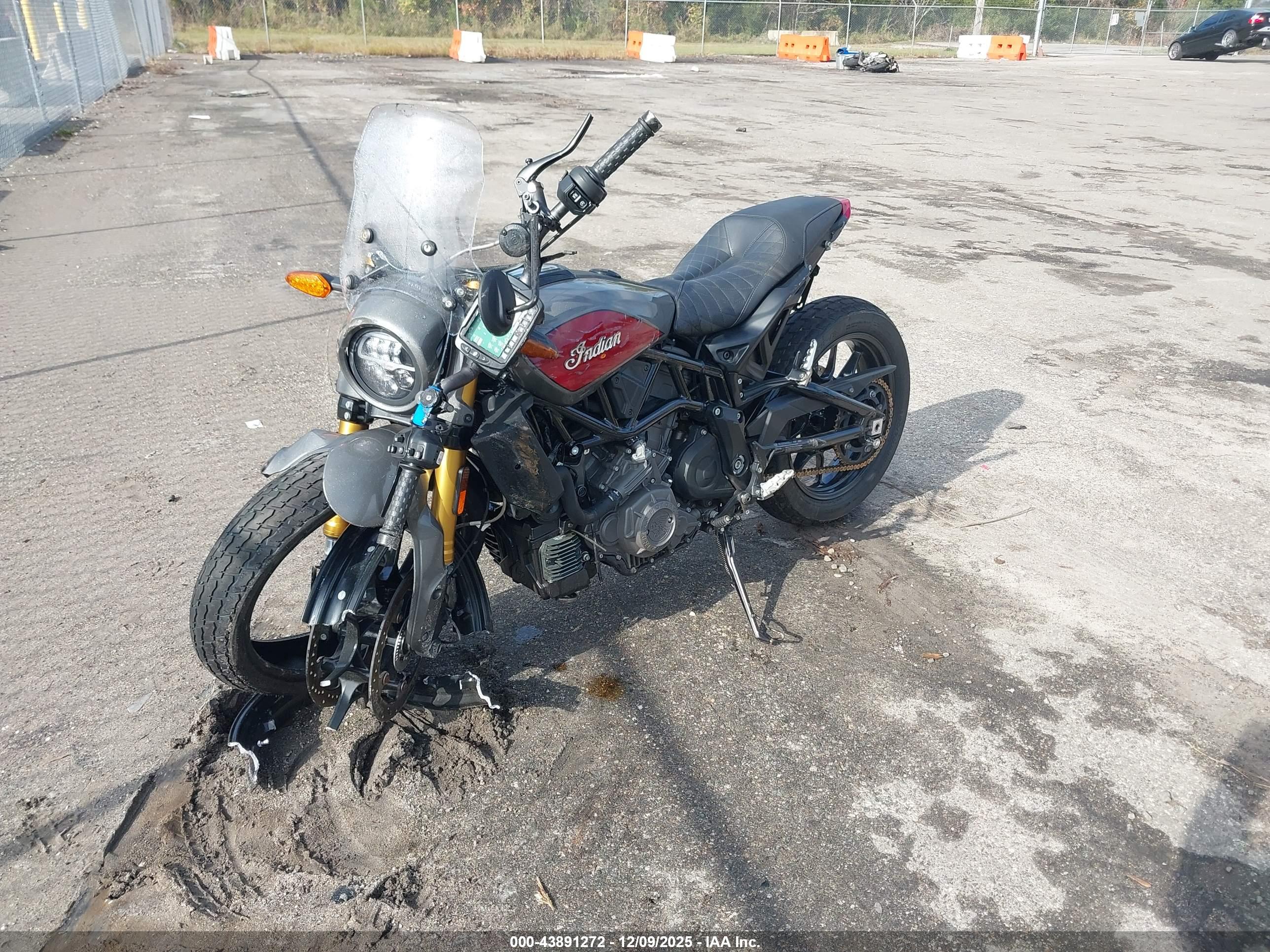 INDIAN MOTORCYCLE image 2