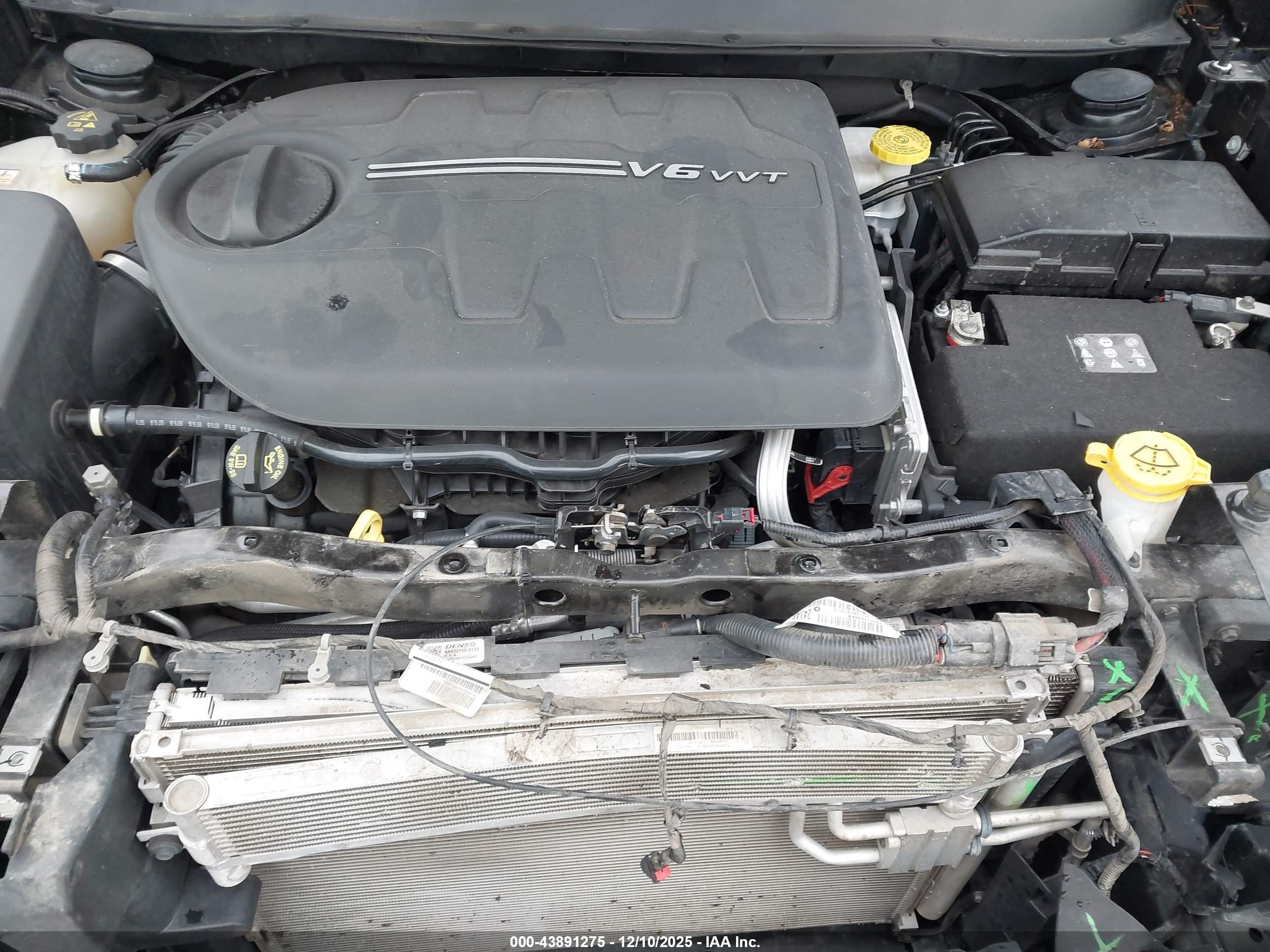JEEP CHEROKEE image 10
