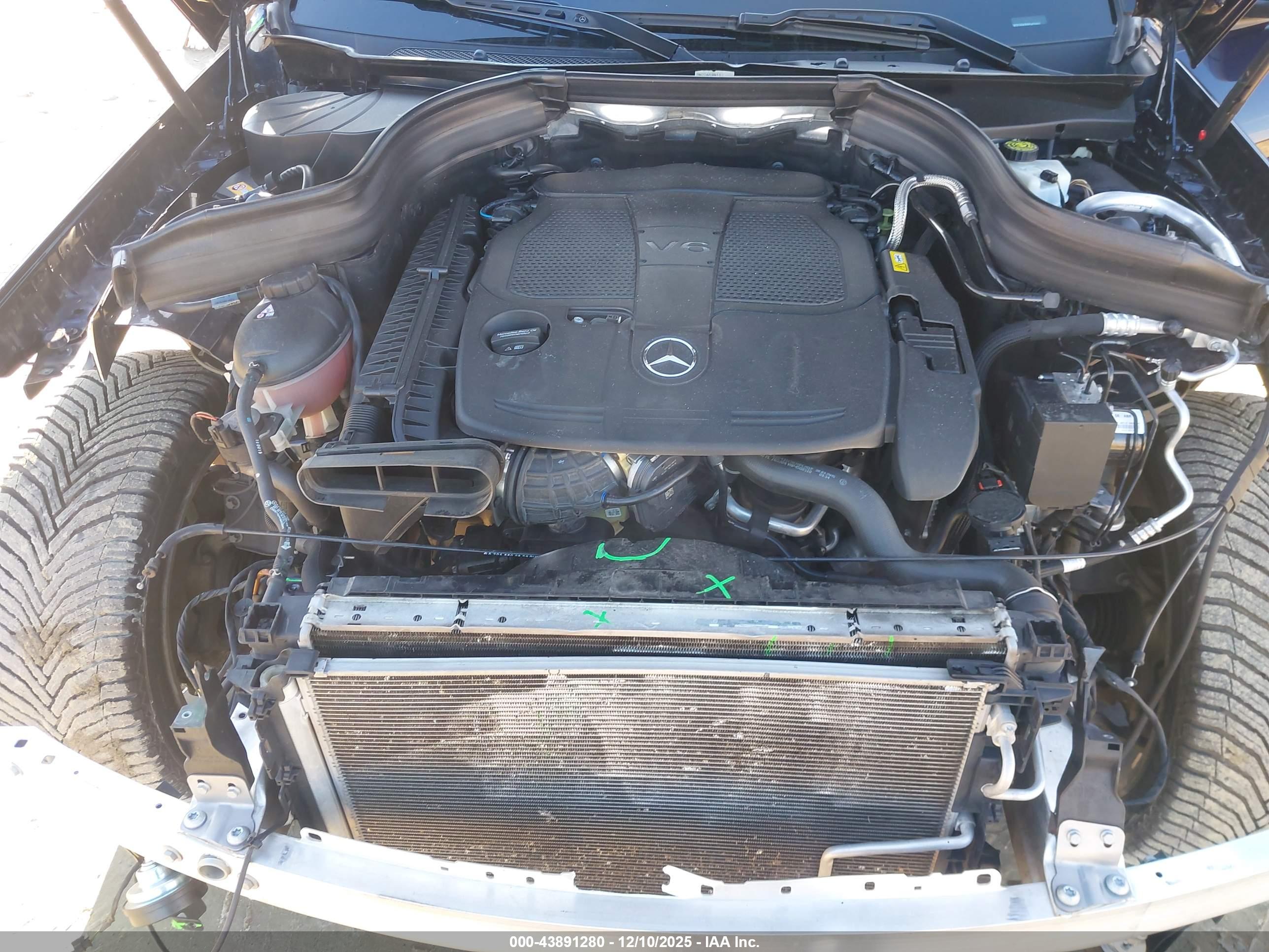 MERCEDES-BENZ GLK image 10