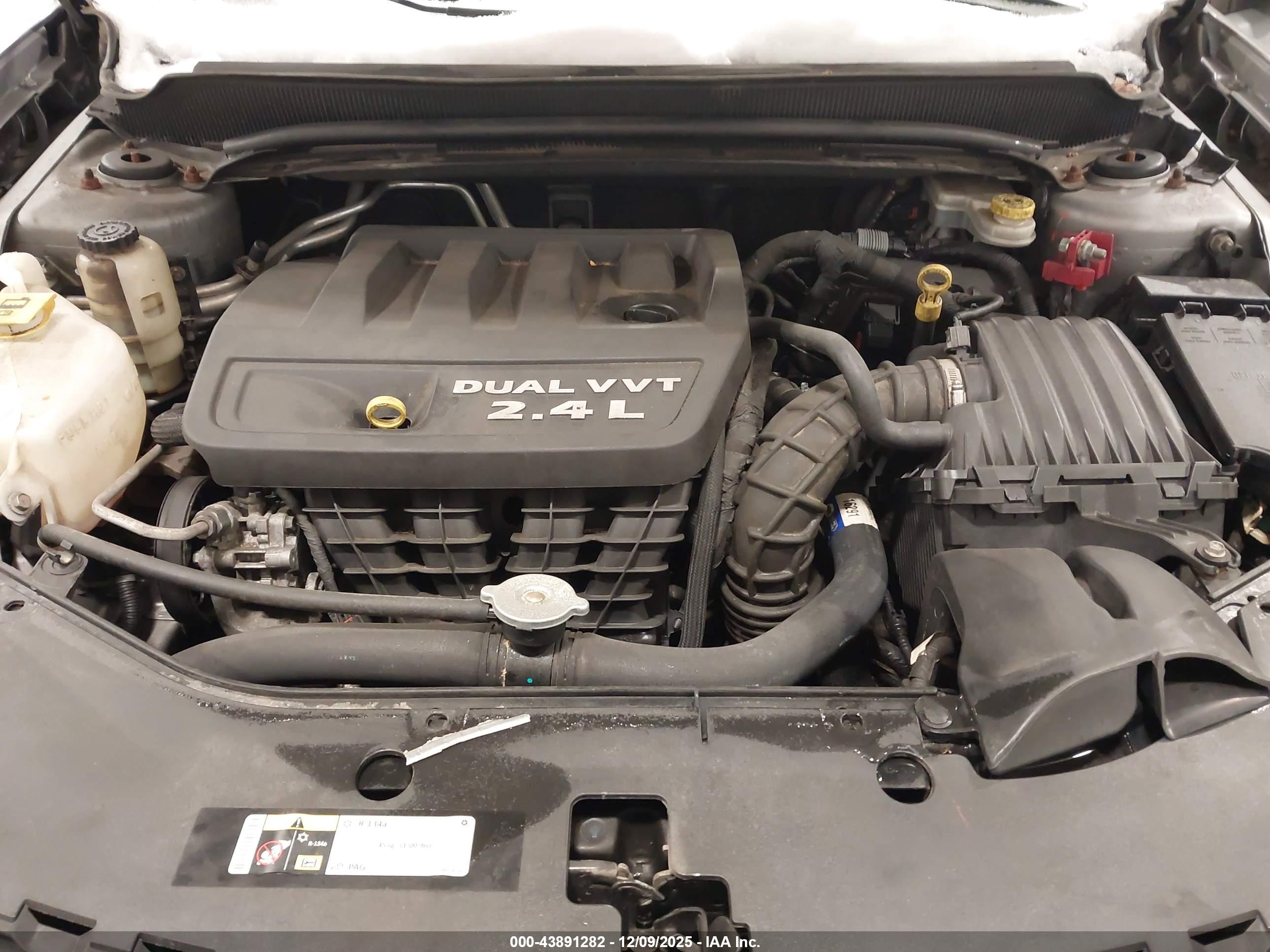DODGE AVENGER image 10