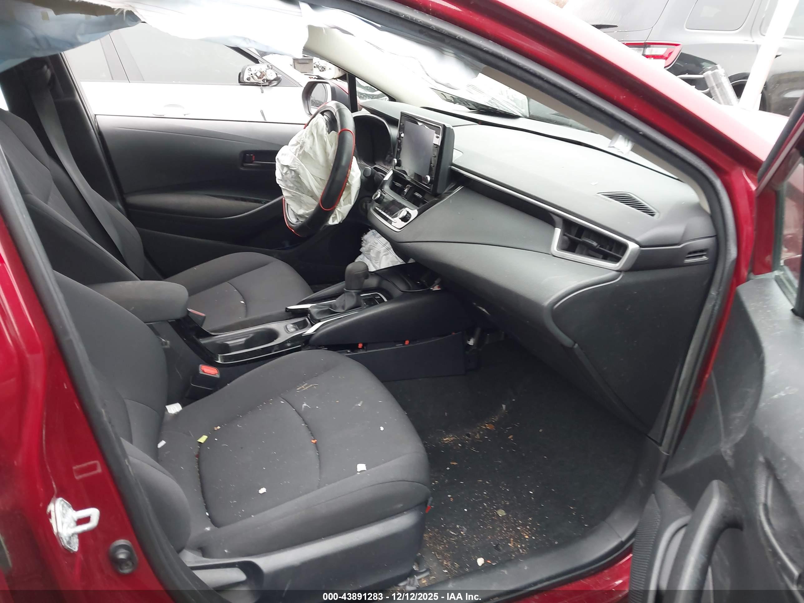 TOYOTA COROLLA image 5