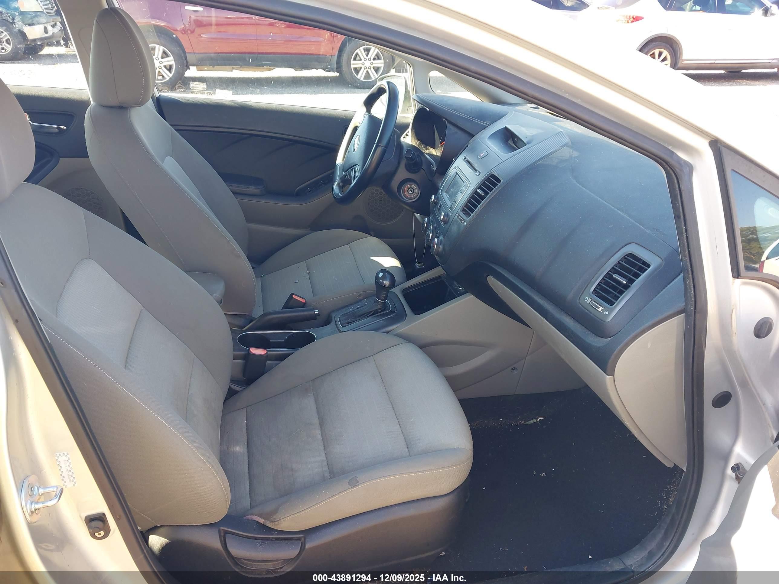 KIA FORTE image 5