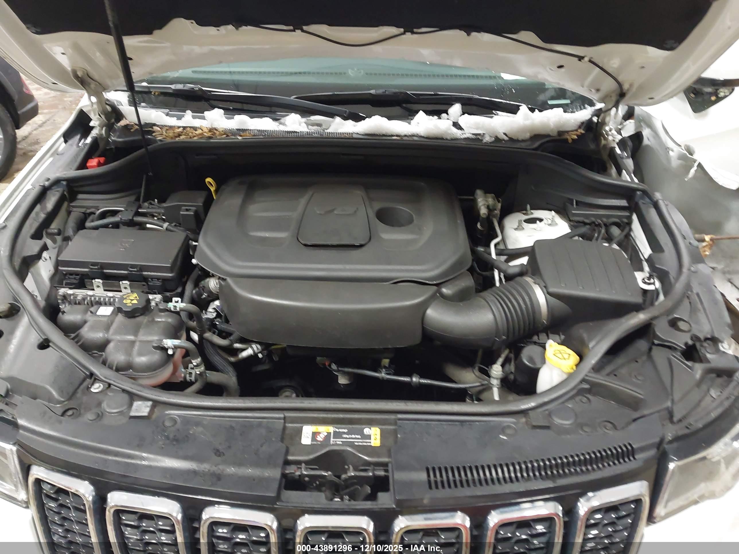 JEEP GRAND image 10