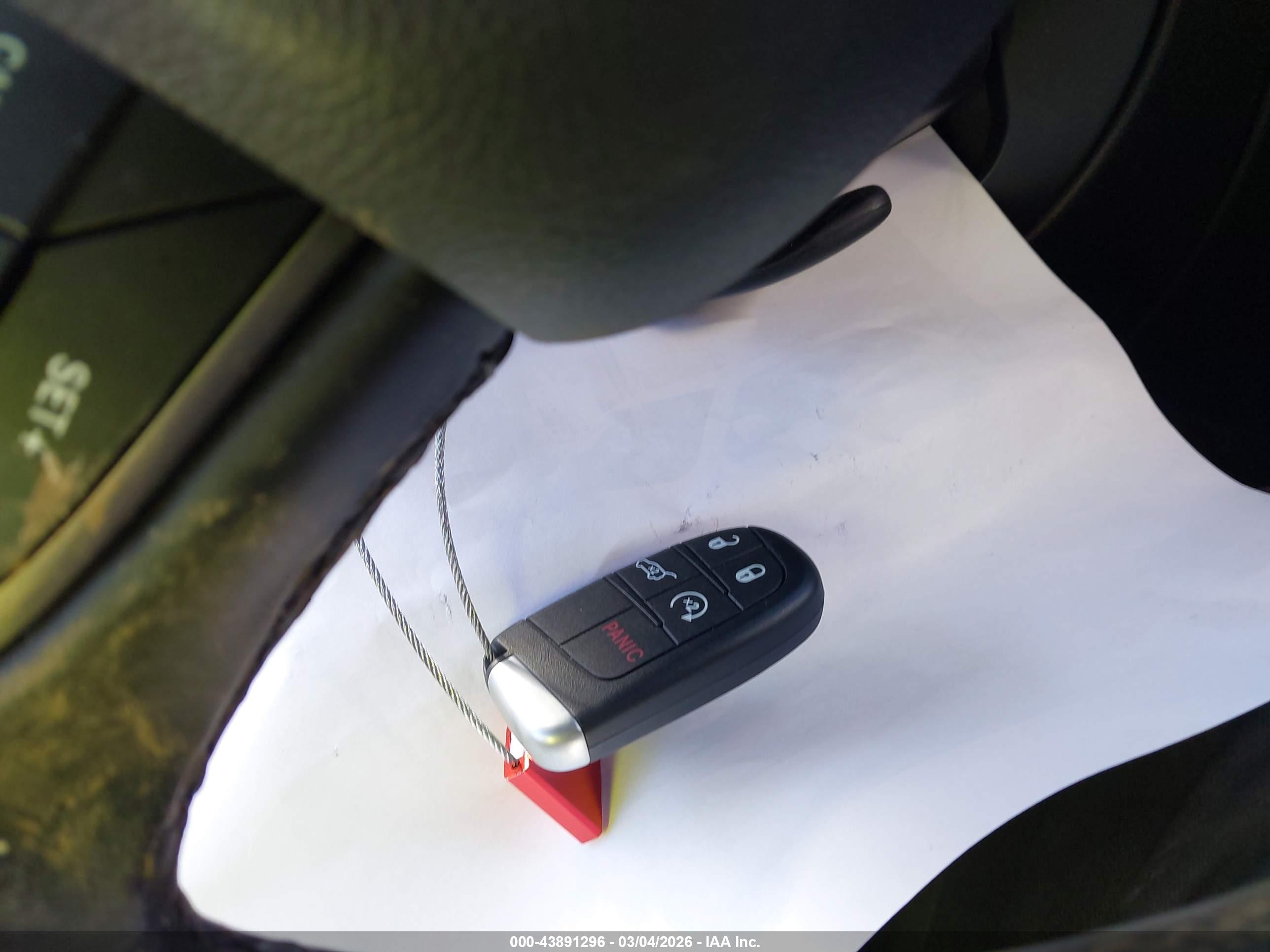 JEEP GRAND image 11
