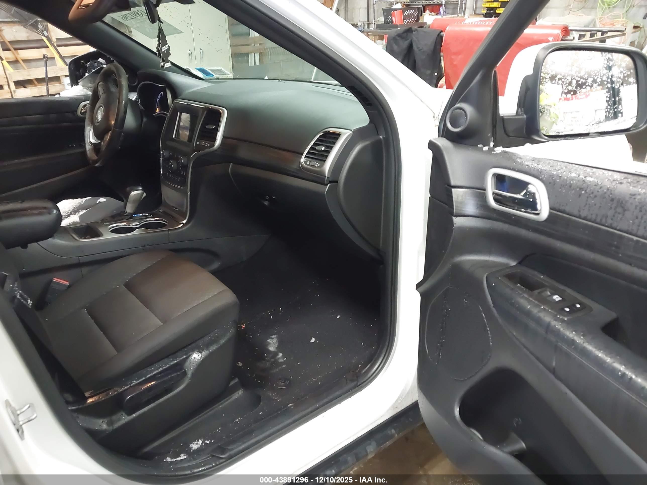 JEEP GRAND image 5