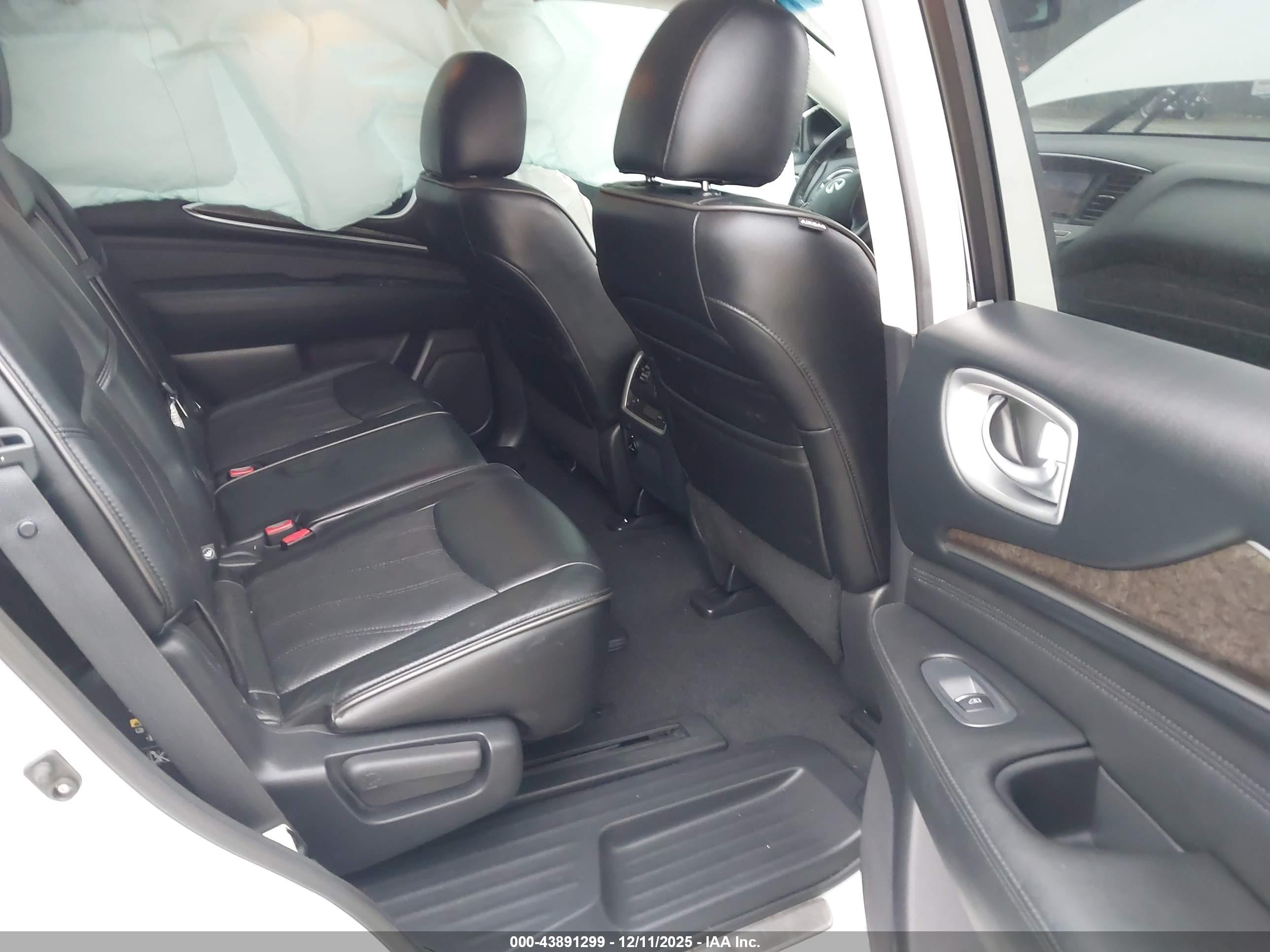 INFINITI QX60 image 8