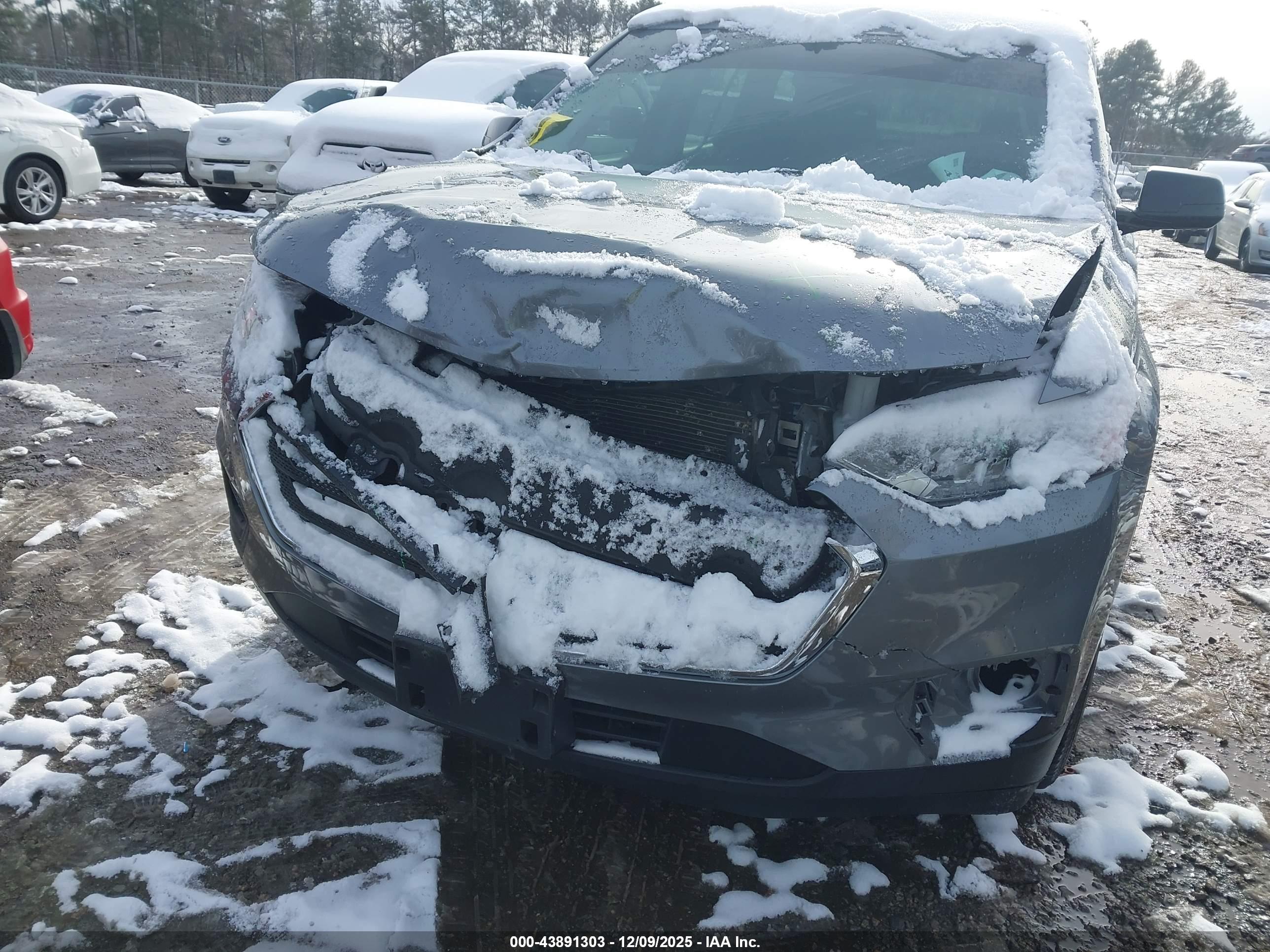 CHEVROLET TRAVERSE image 6