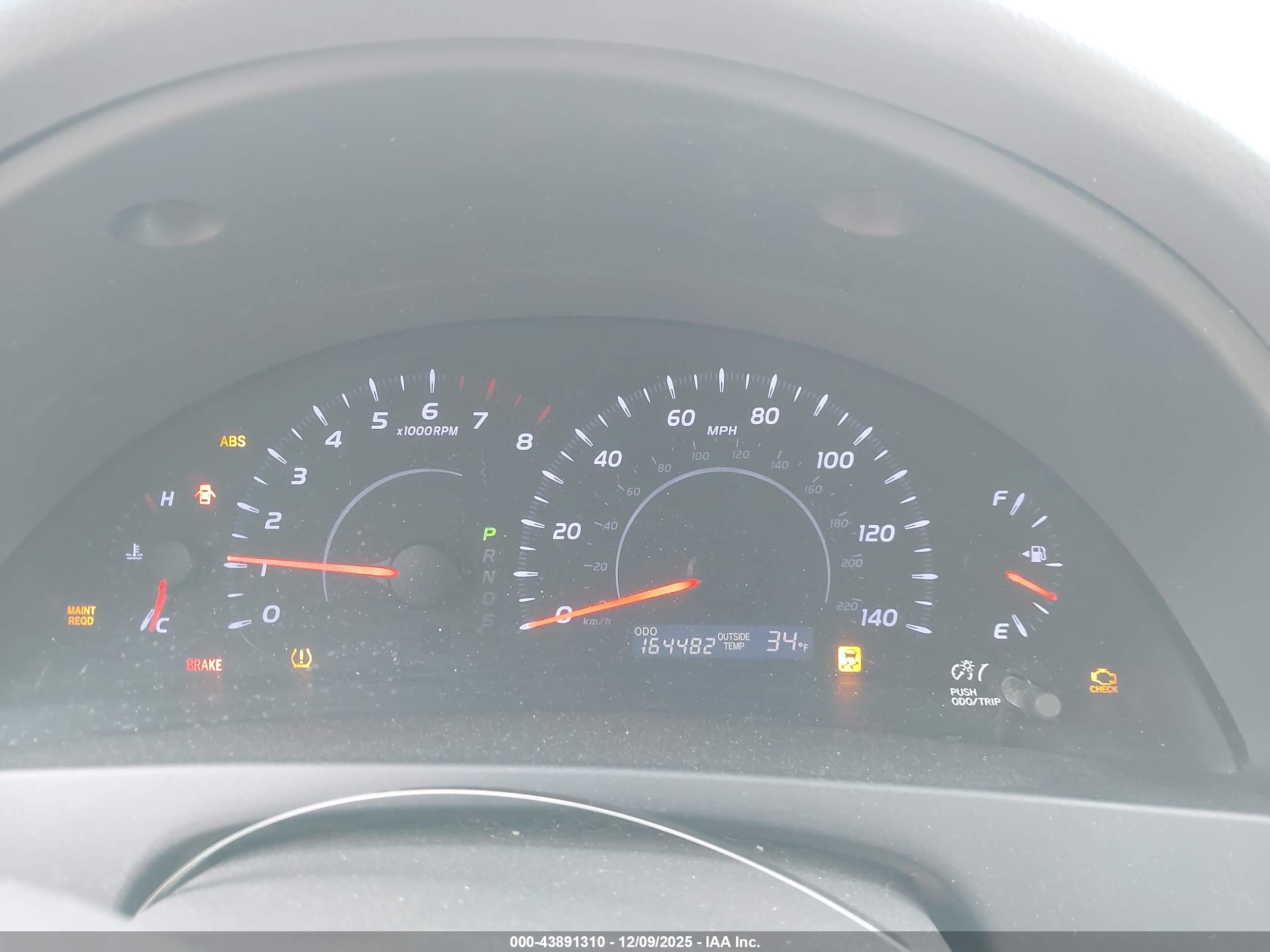 TOYOTA CAMRY image 7