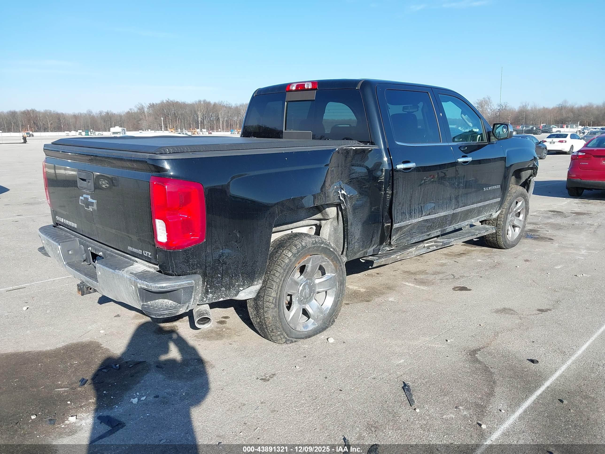 CHEVROLET SILVERADO image 4