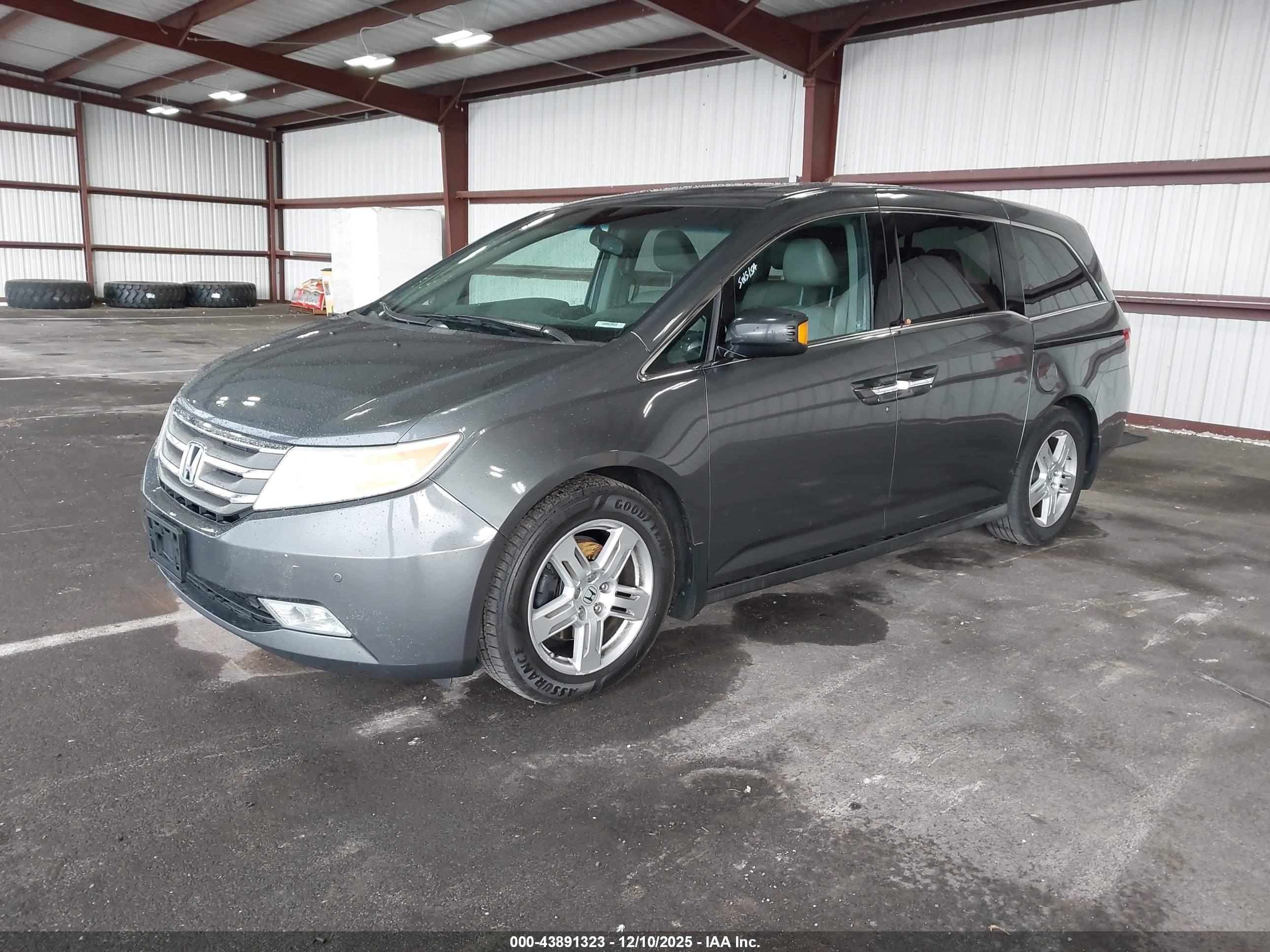 HONDA ODYSSEY image 2