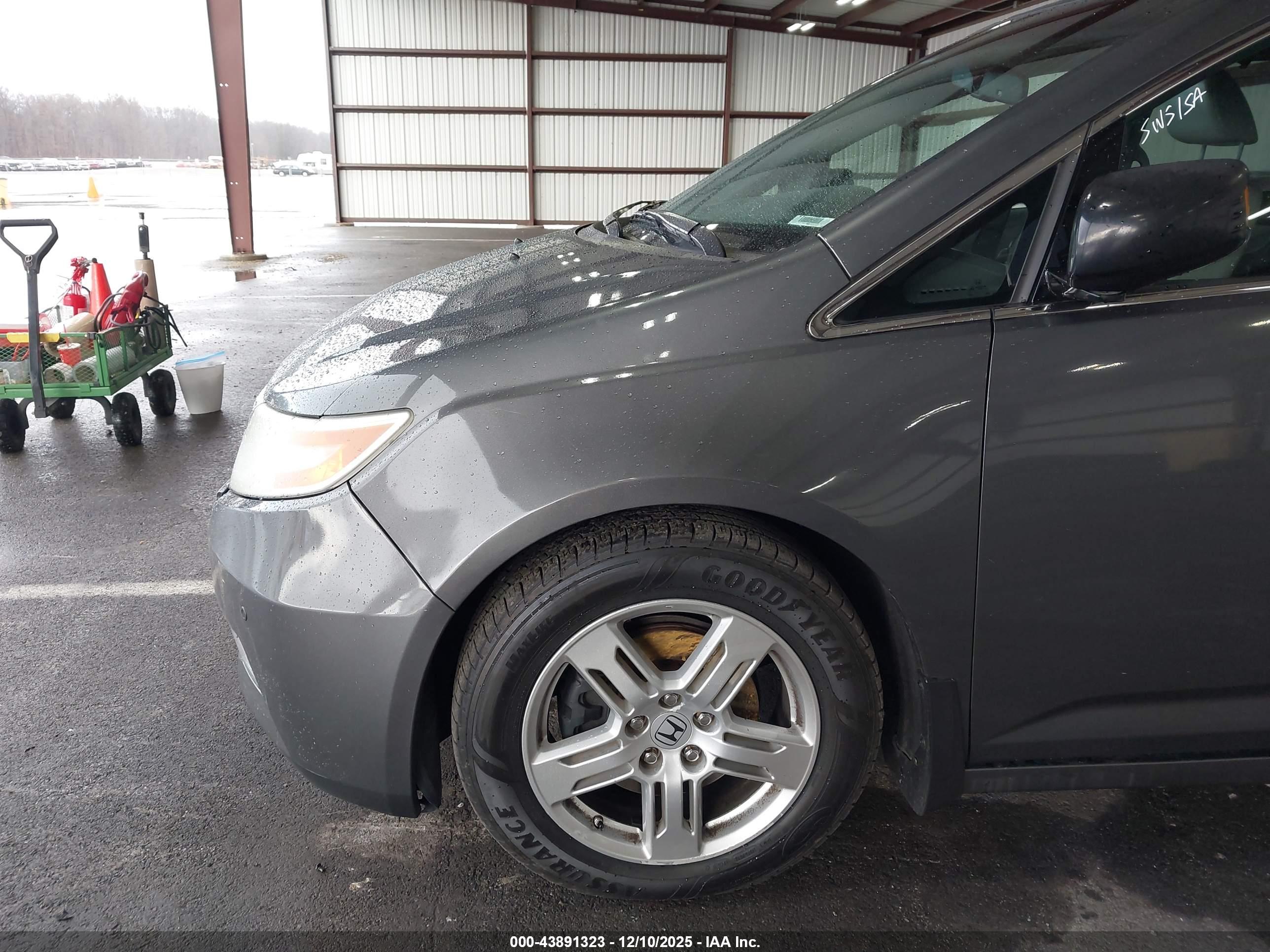 HONDA ODYSSEY image 6