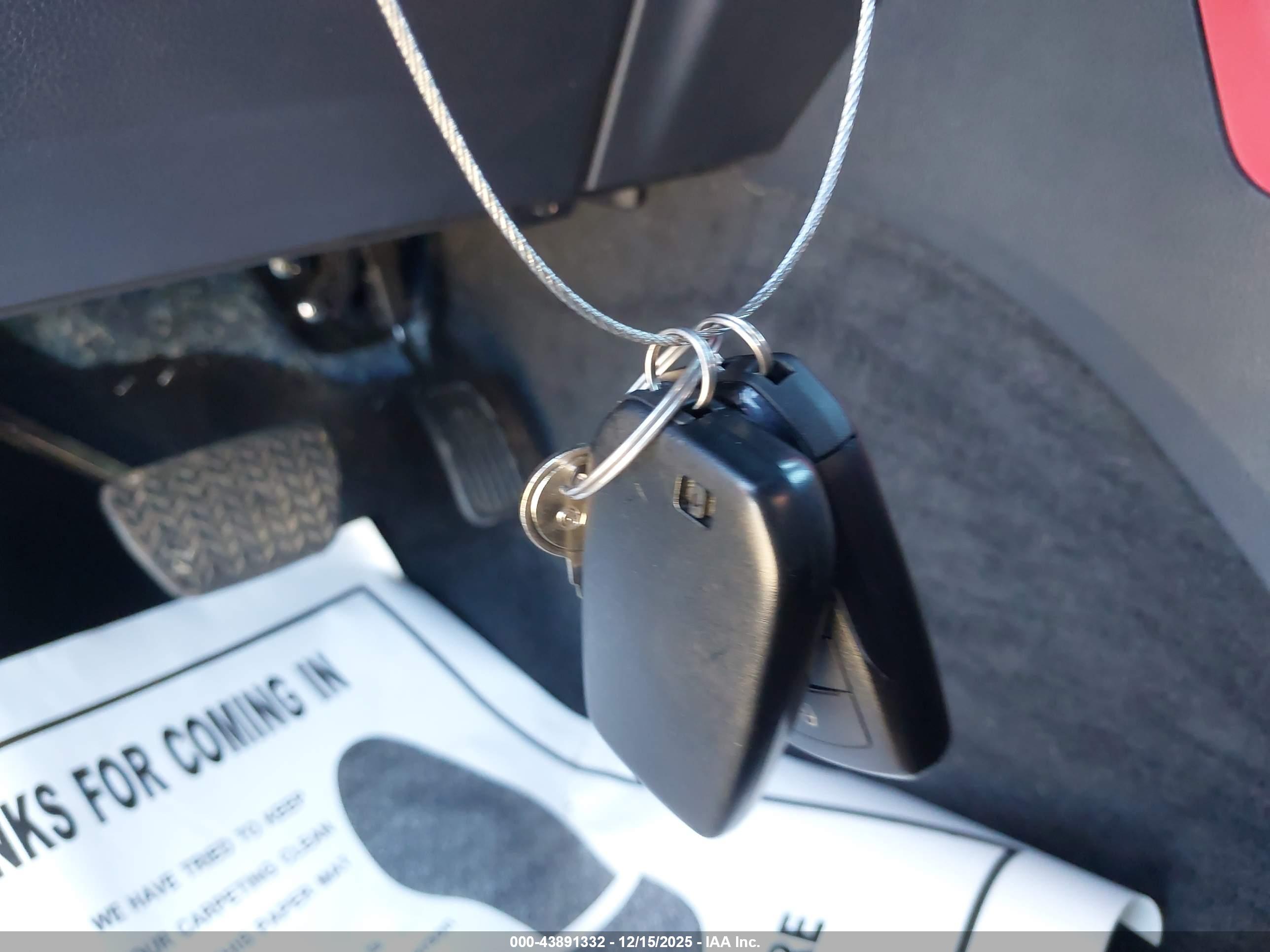 TOYOTA TUNDRA image 11