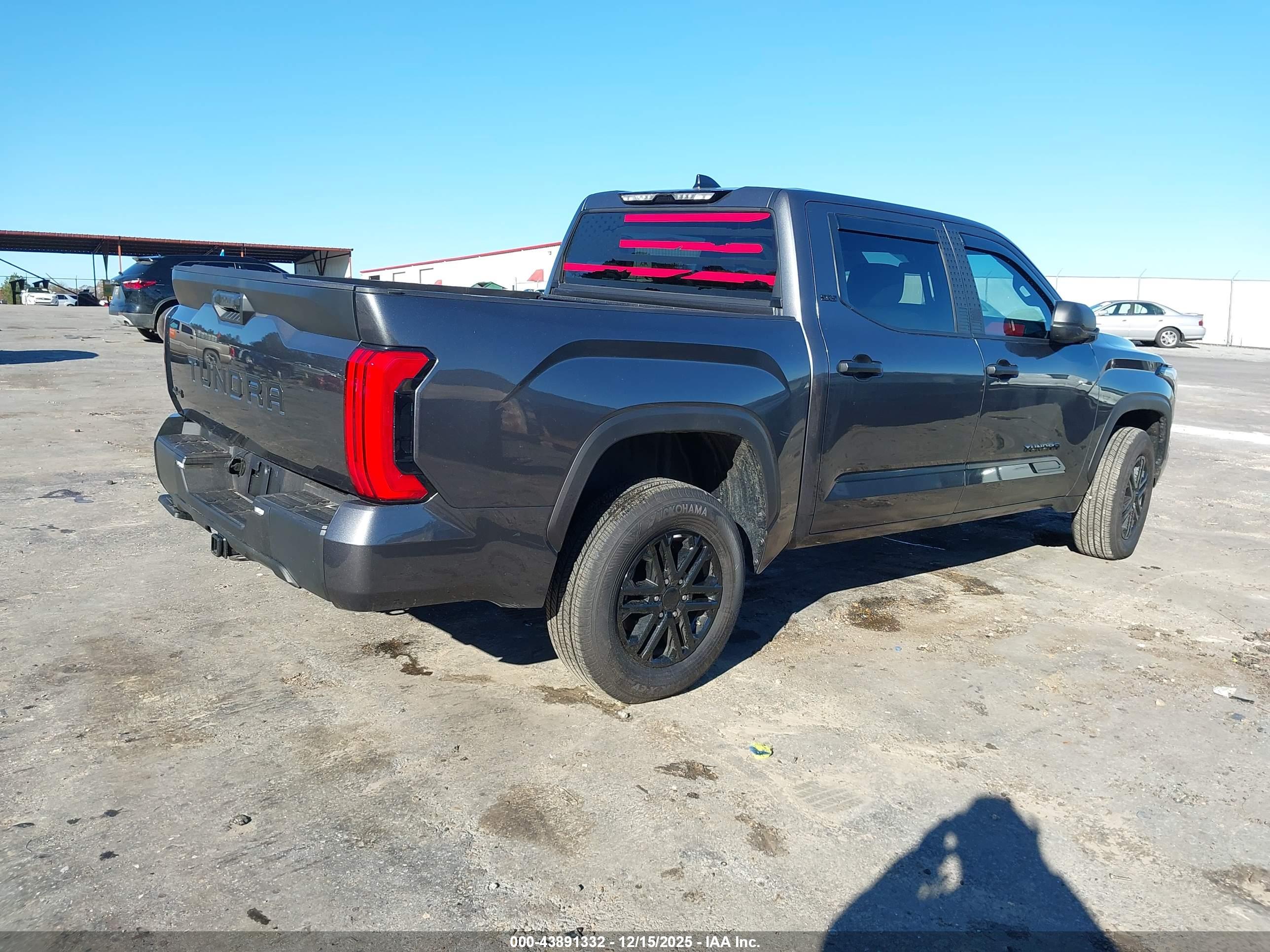 TOYOTA TUNDRA image 4