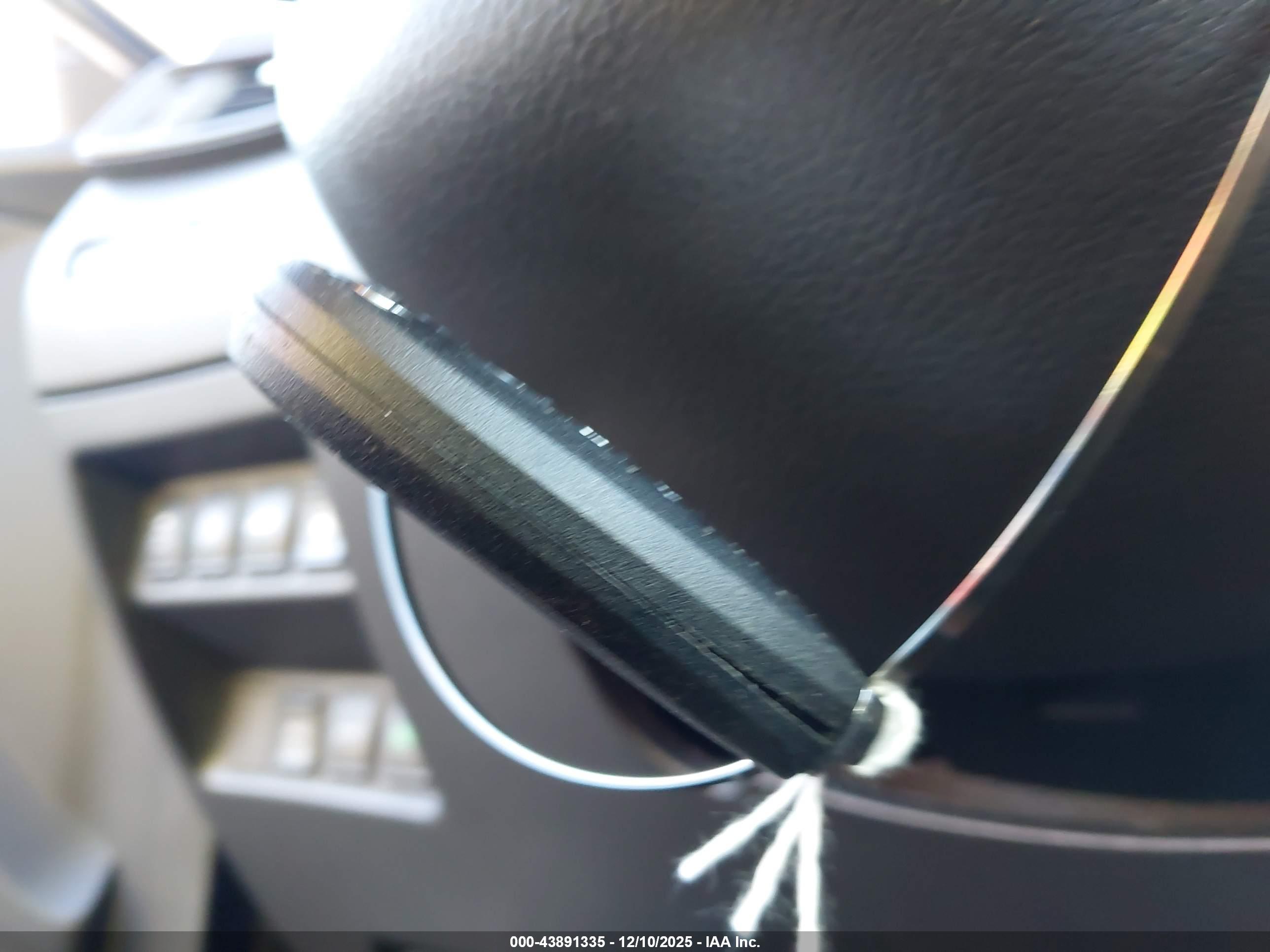 NISSAN ROGUE image 11