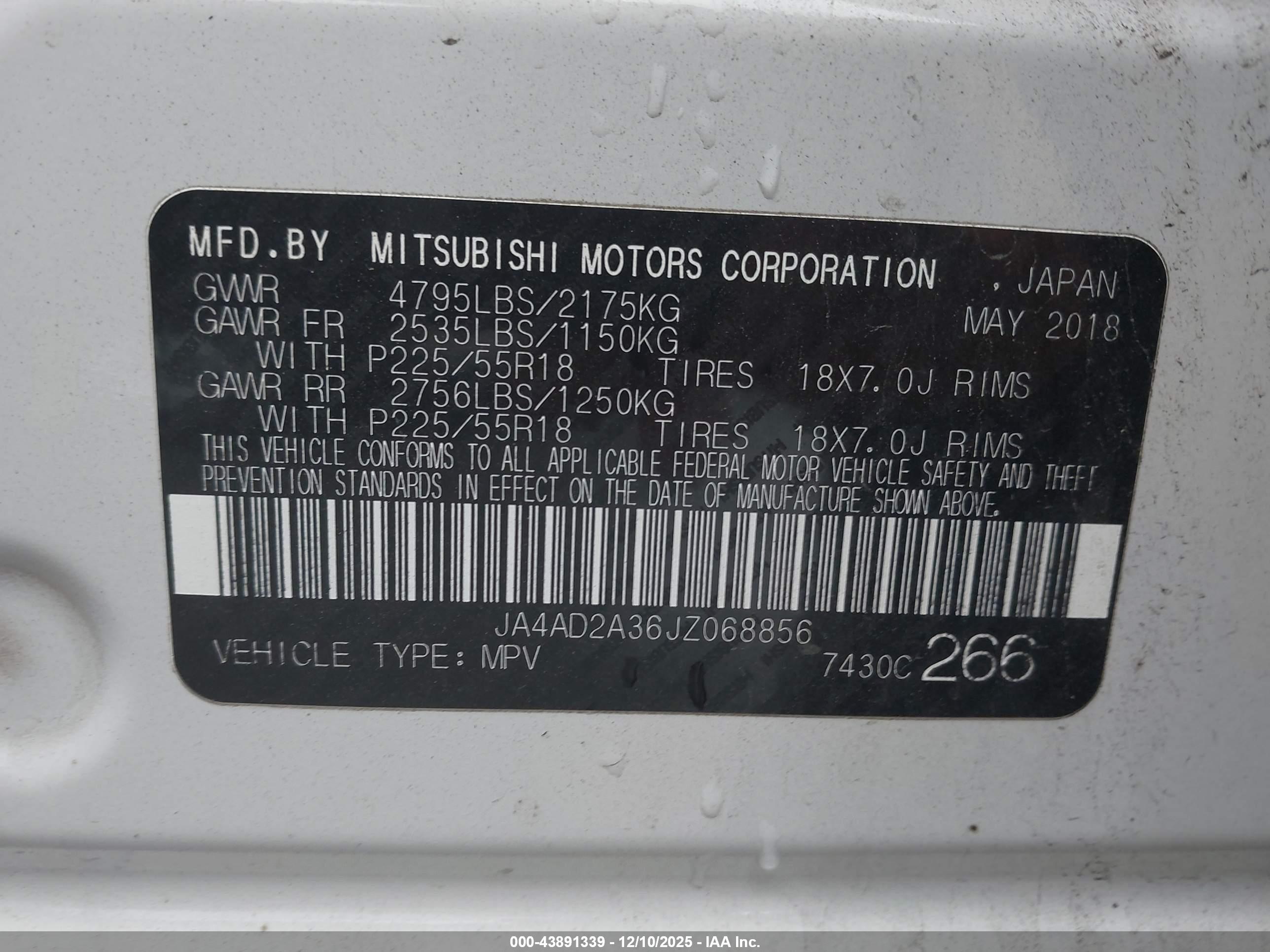 MITSUBISHI OUTLANDER image 9