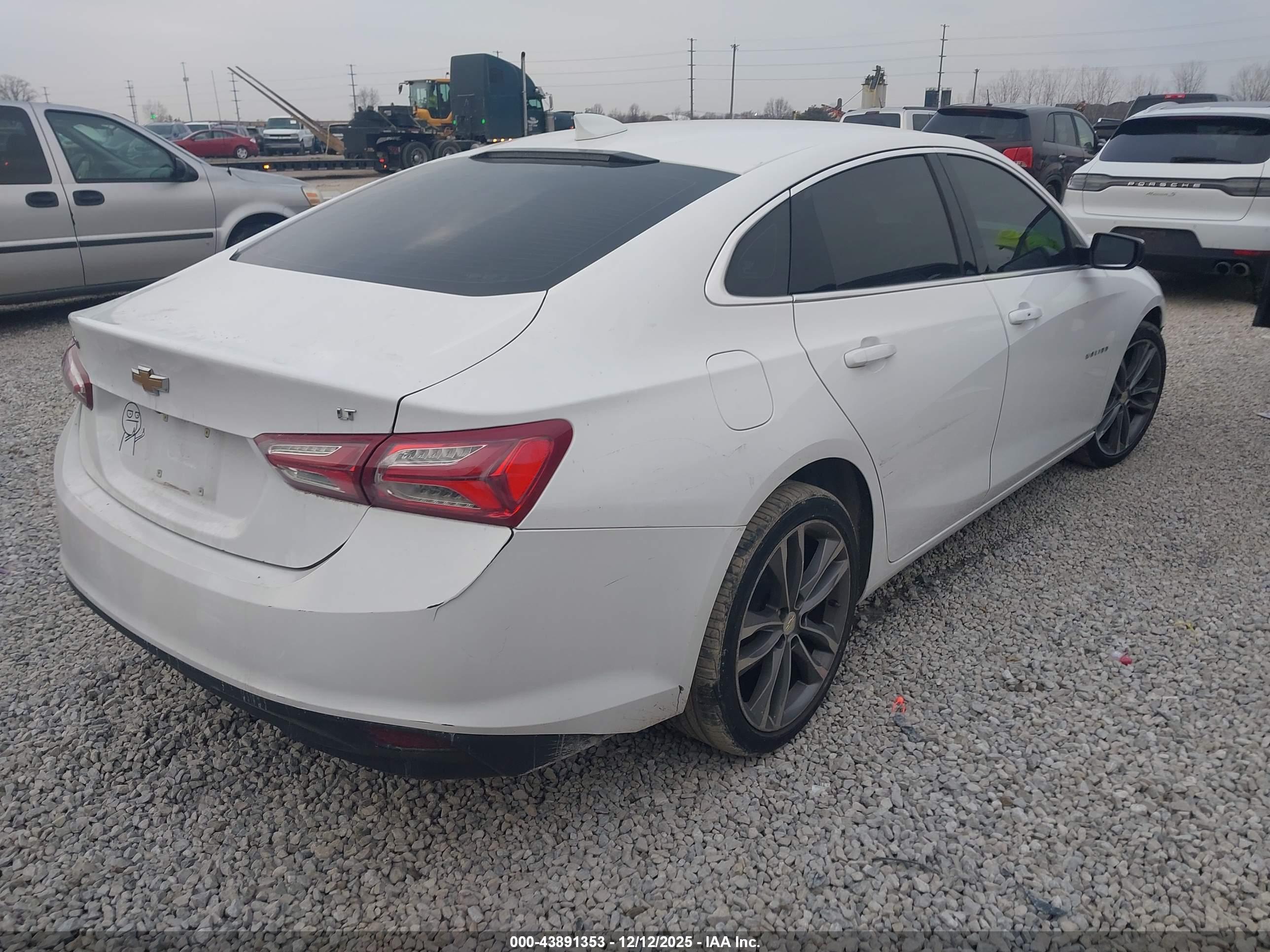 CHEVROLET MALIBU image 4