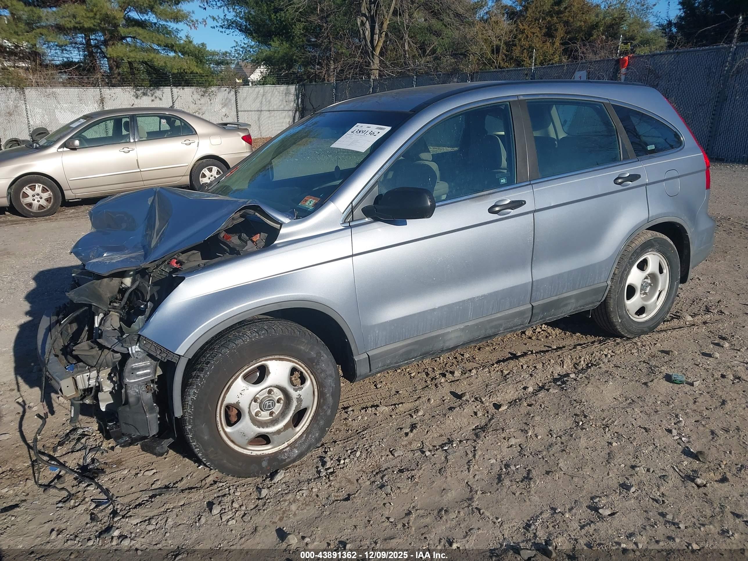 HONDA CR-V image 2