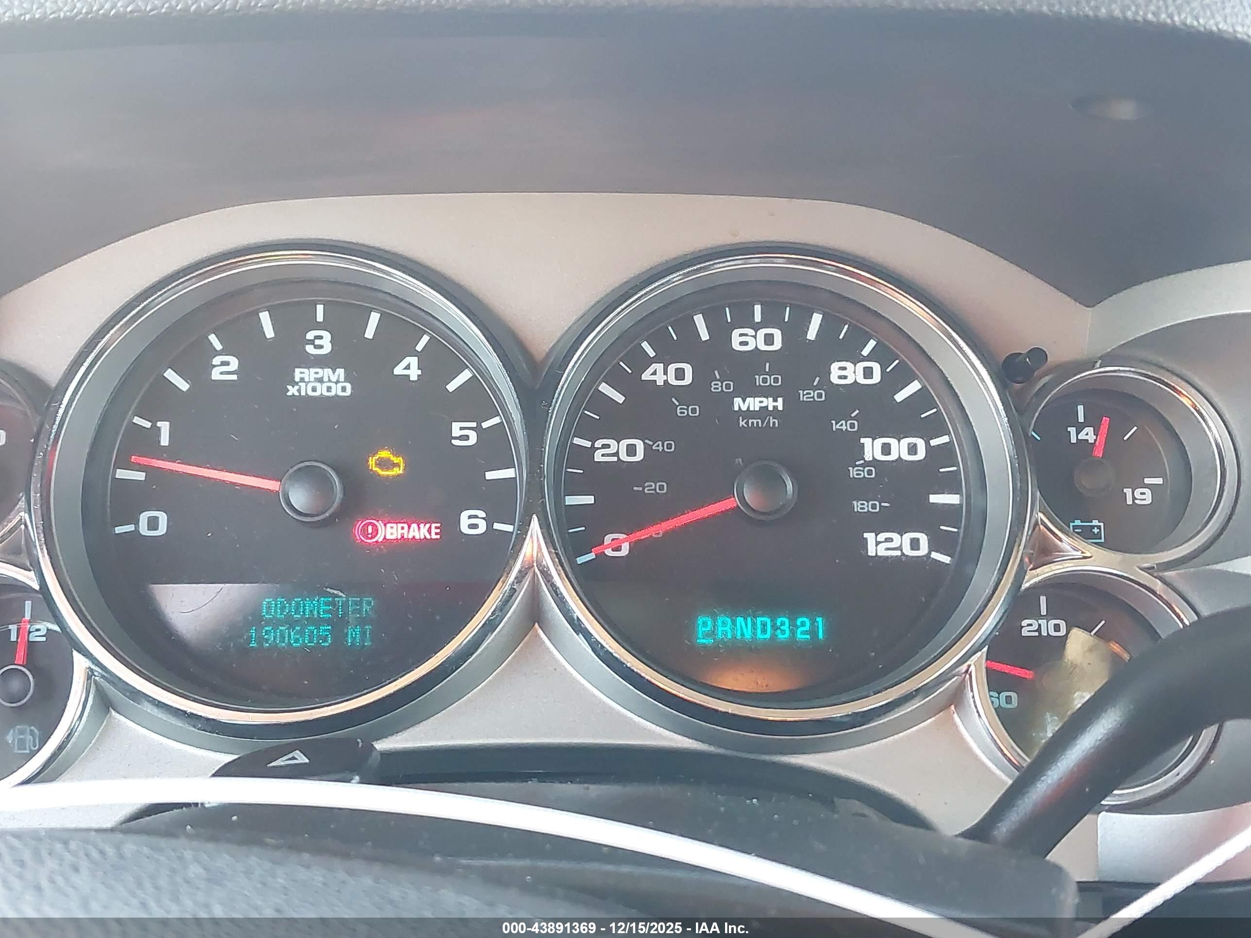 GMC SIERRA image 7