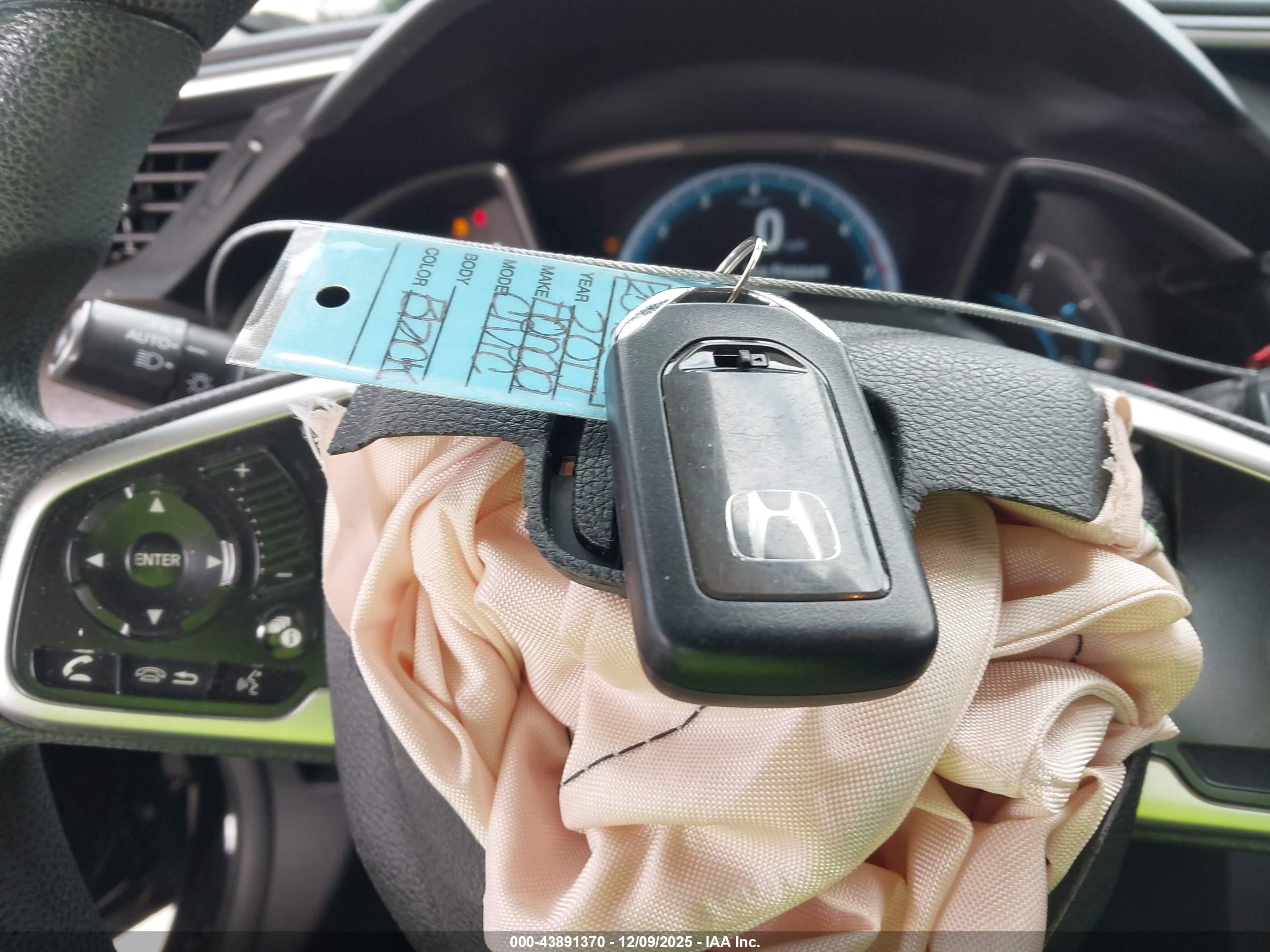 HONDA CIVIC image 11