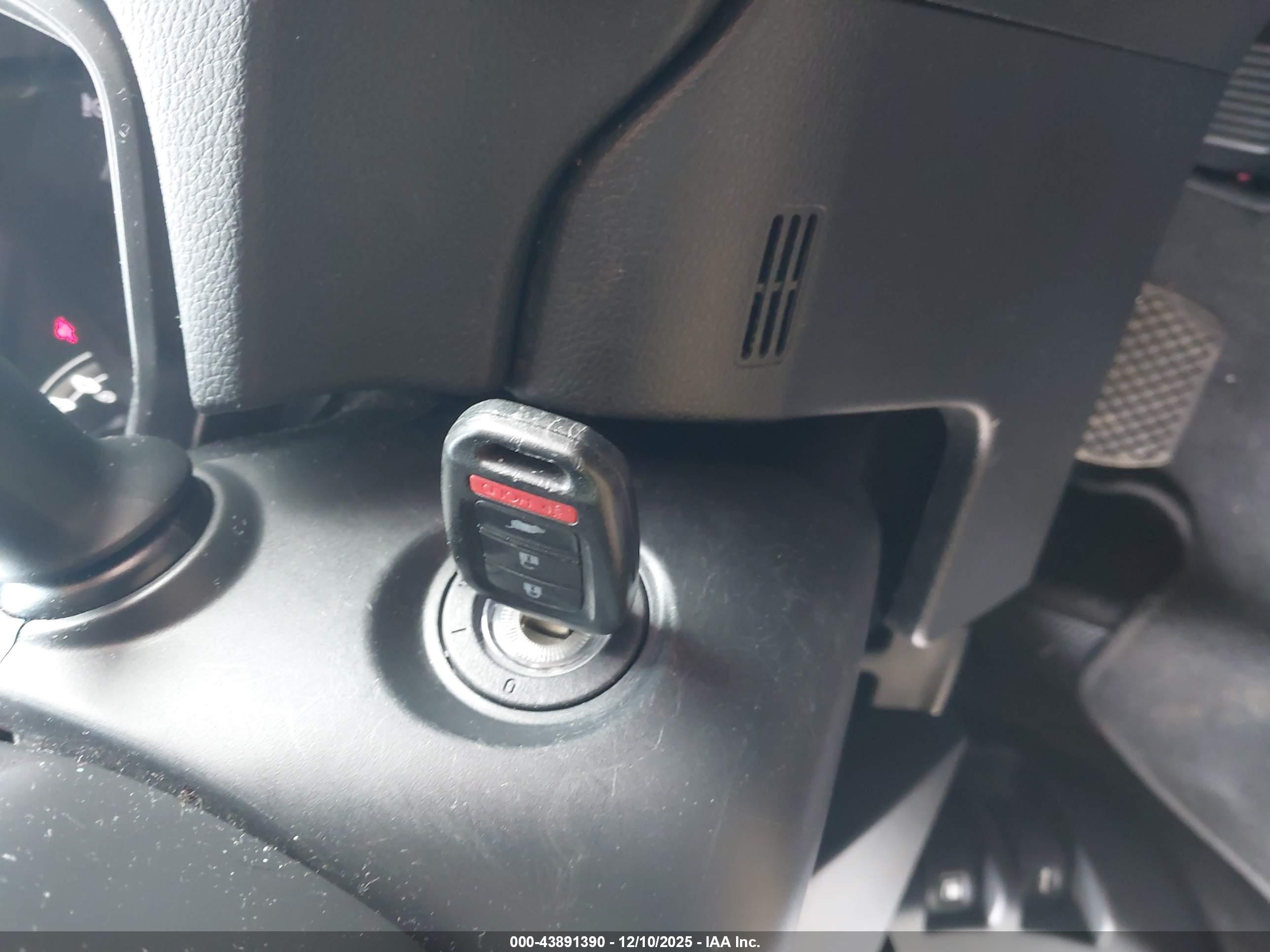 HONDA CR-V image 11