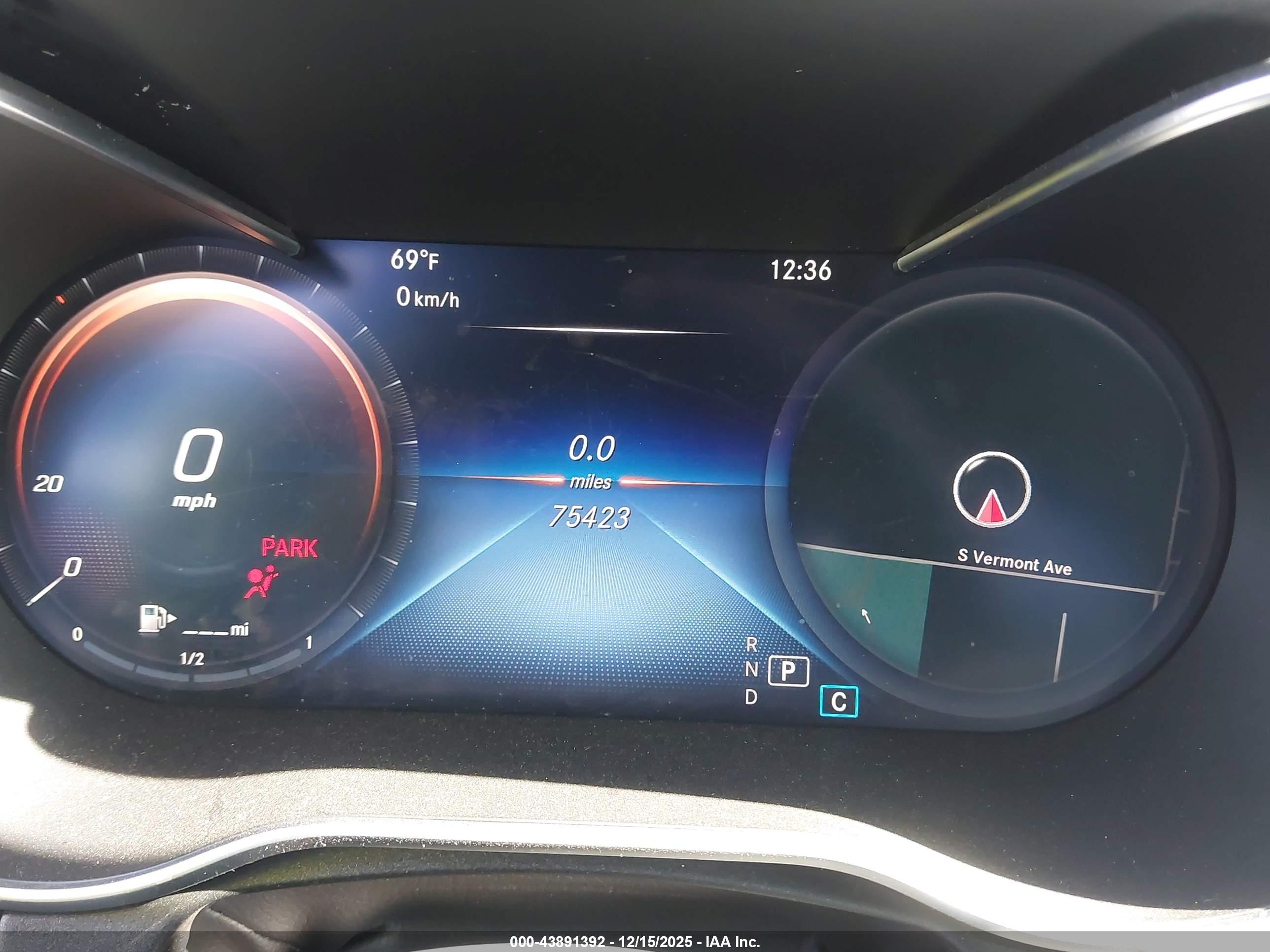 MERCEDES-BENZ C image 7