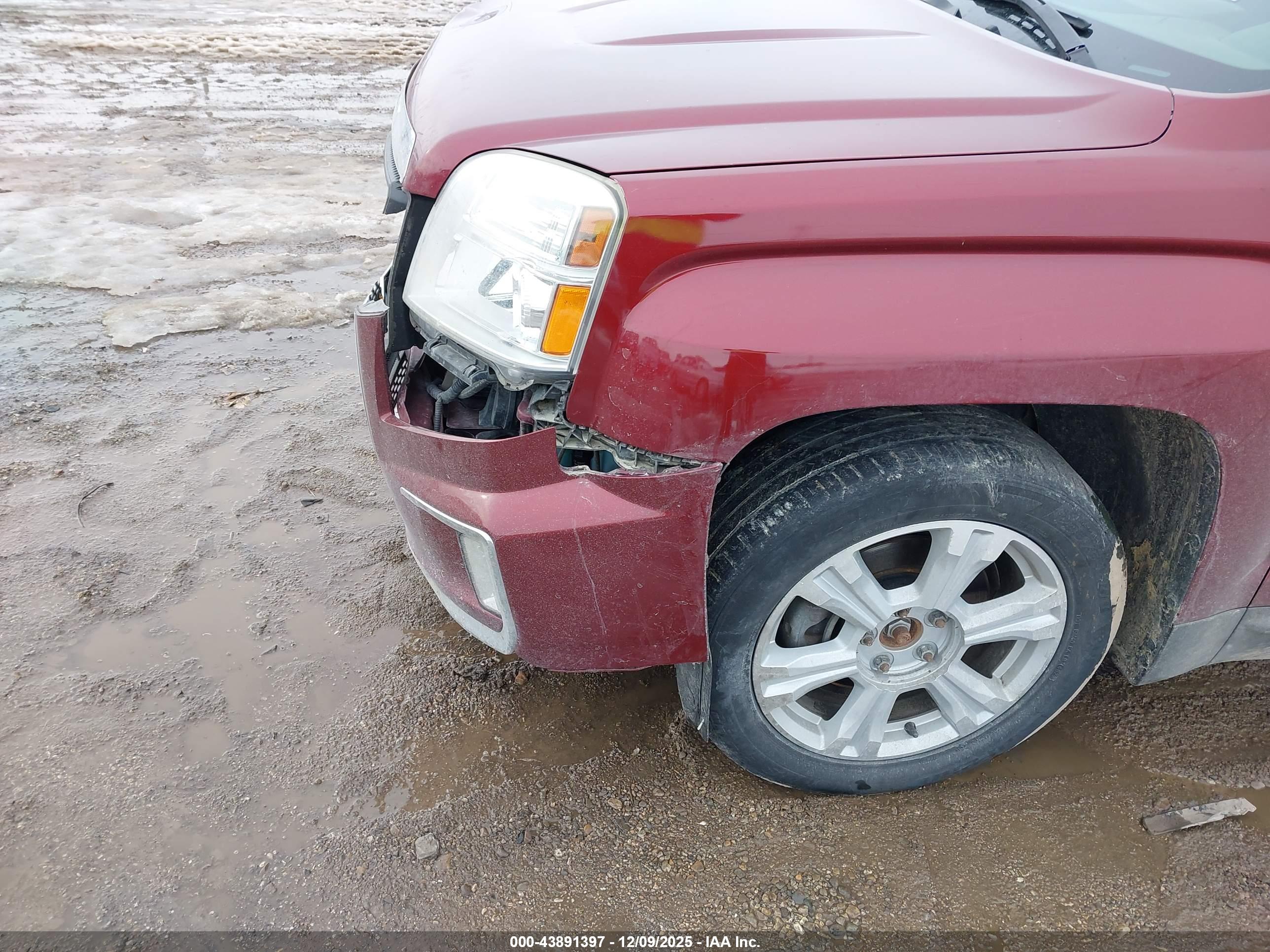 GMC TERRAIN image 6