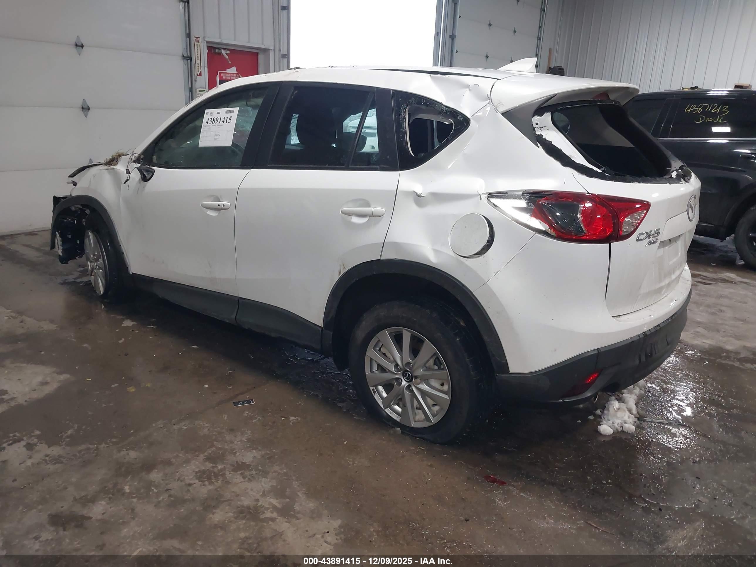 MAZDA CX-5 image 3