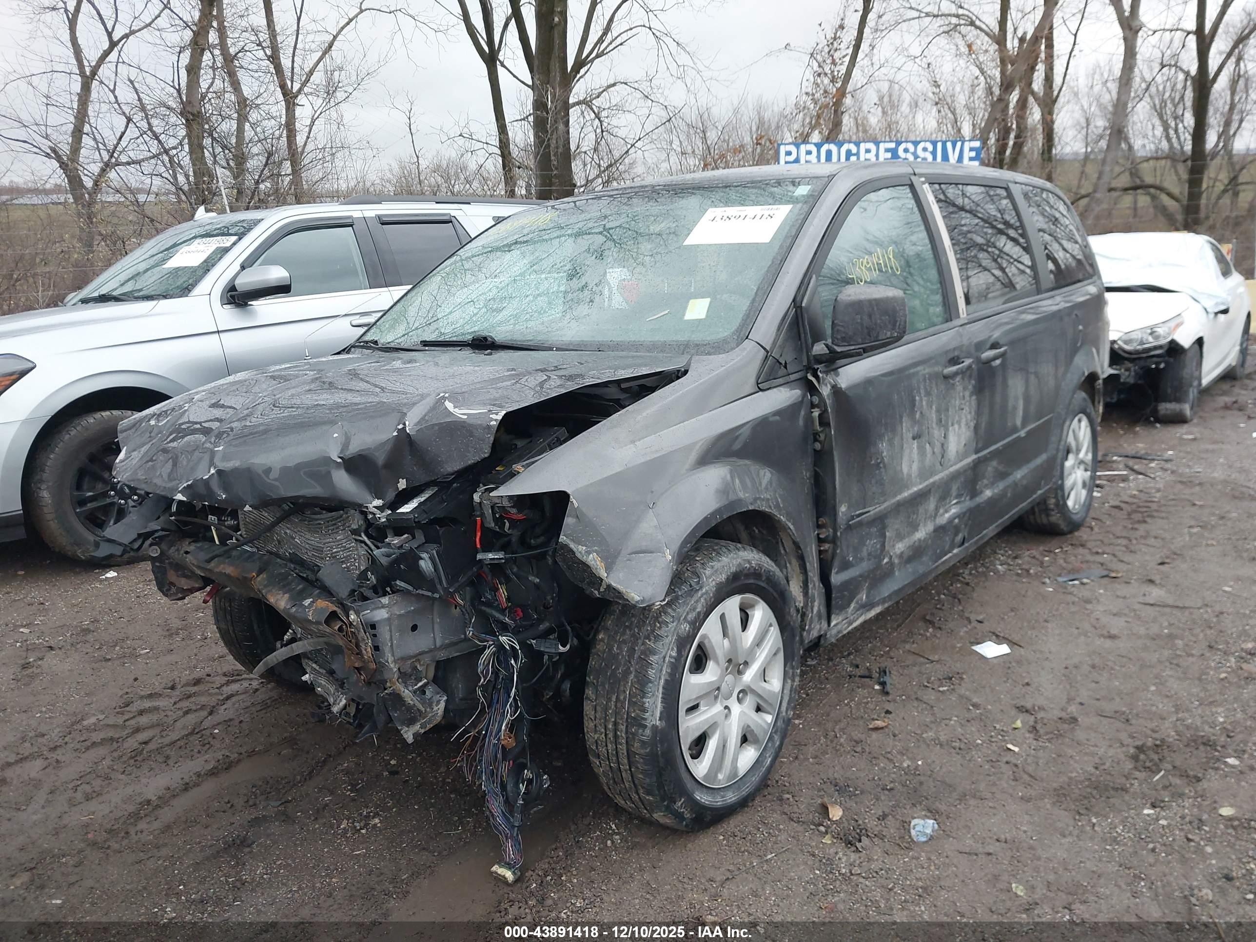 DODGE GRAND image 6