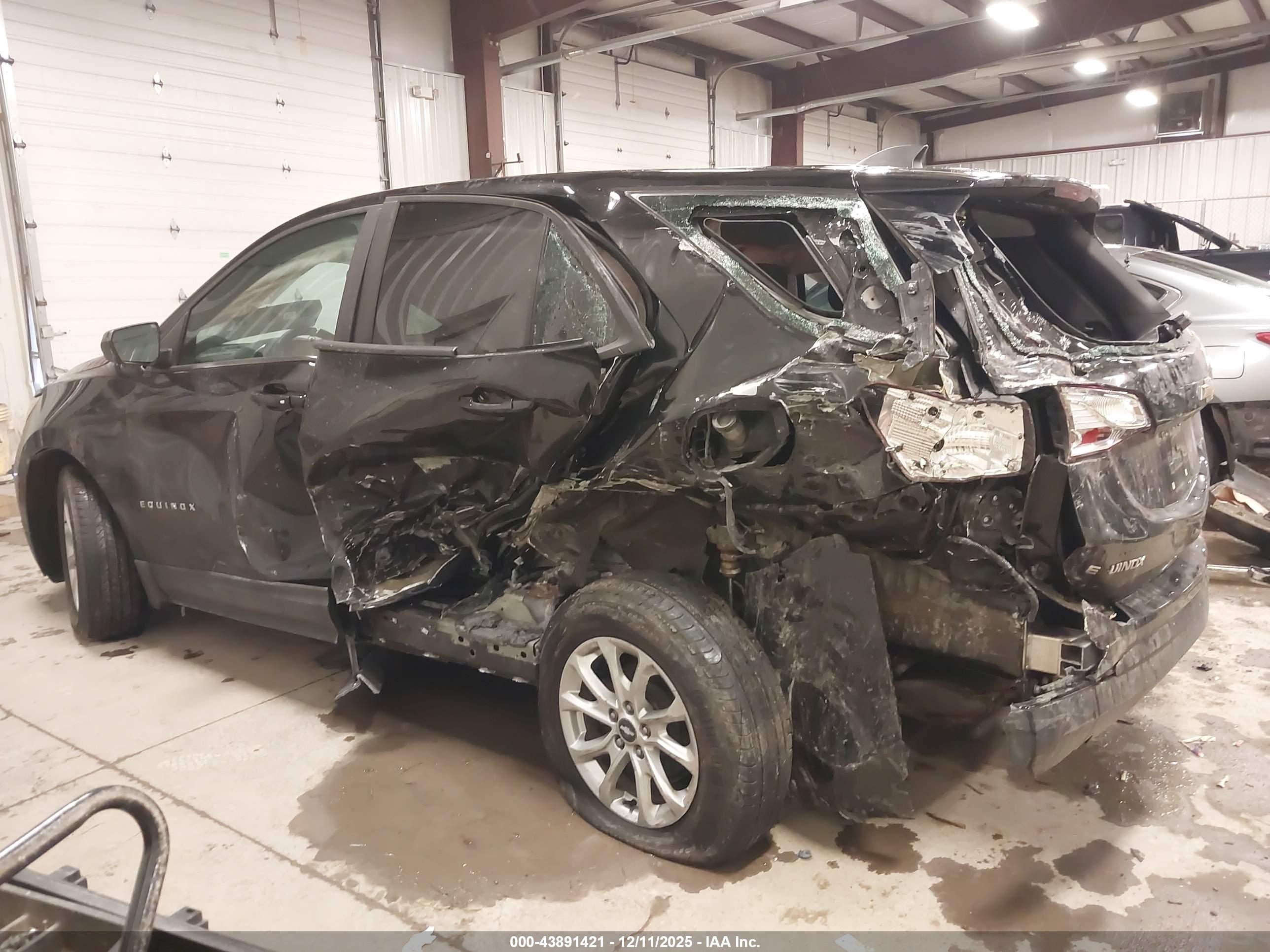 CHEVROLET EQUINOX image 6