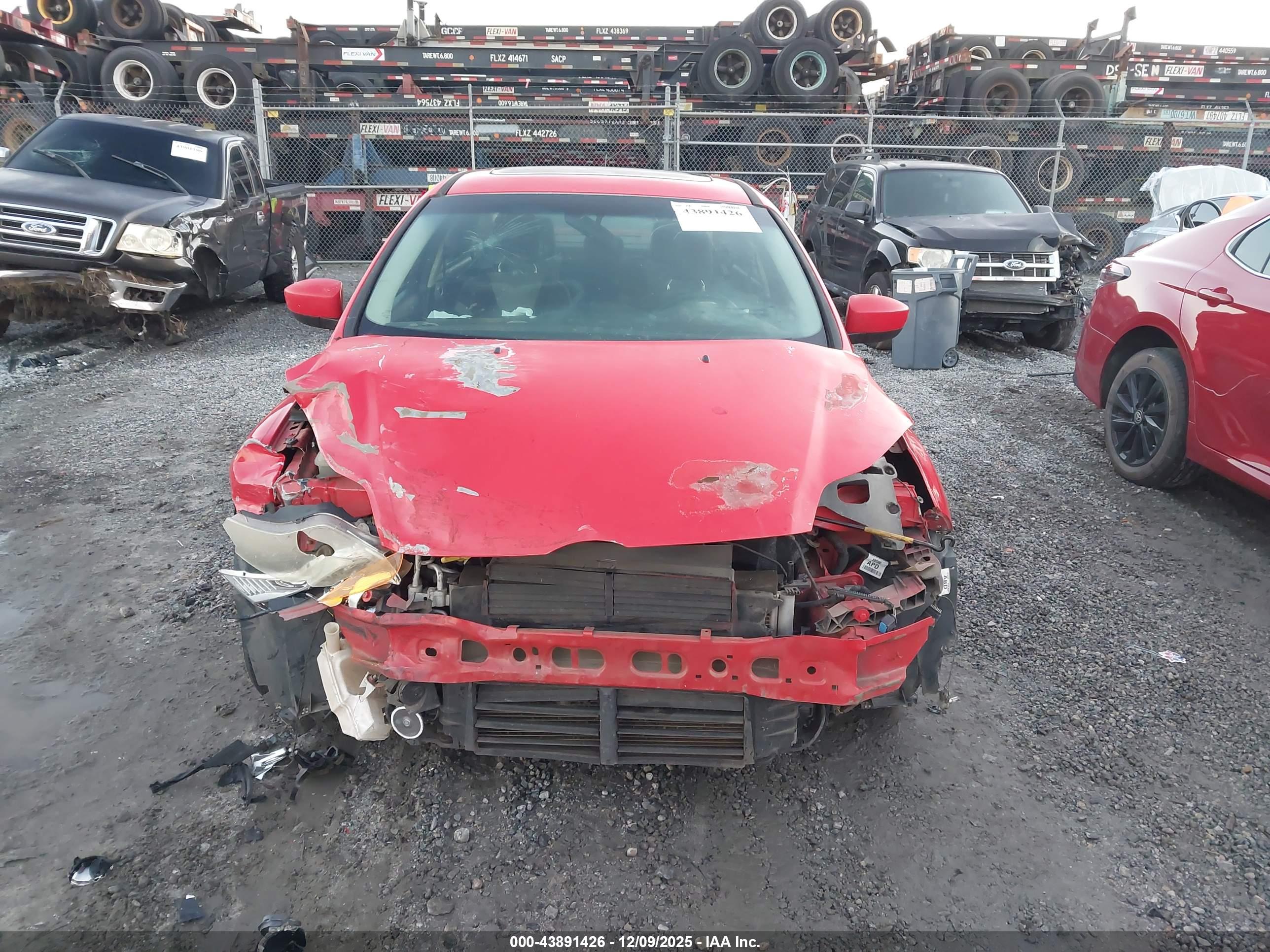 FORD FOCUS image 6