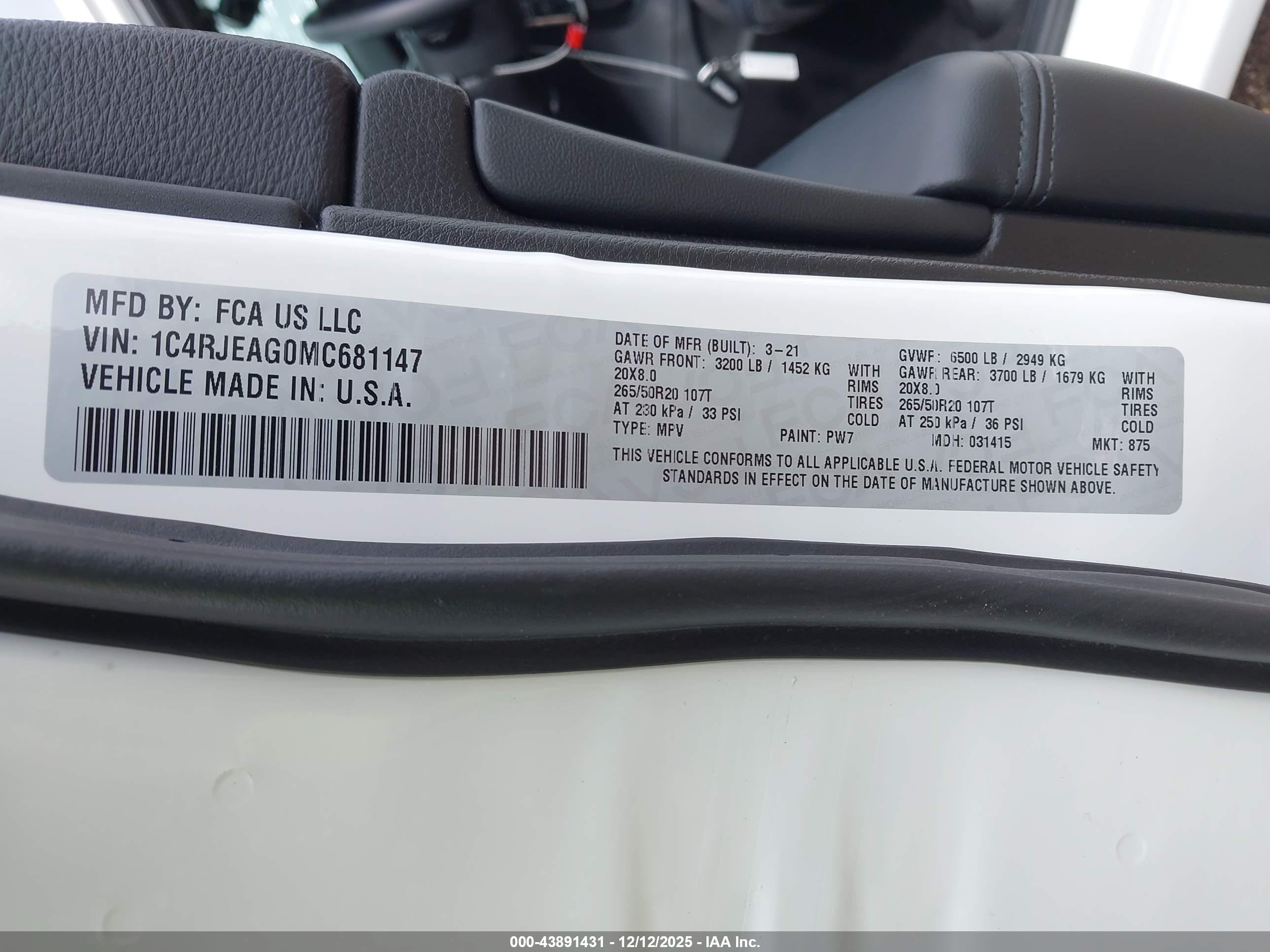 JEEP GRAND image 9