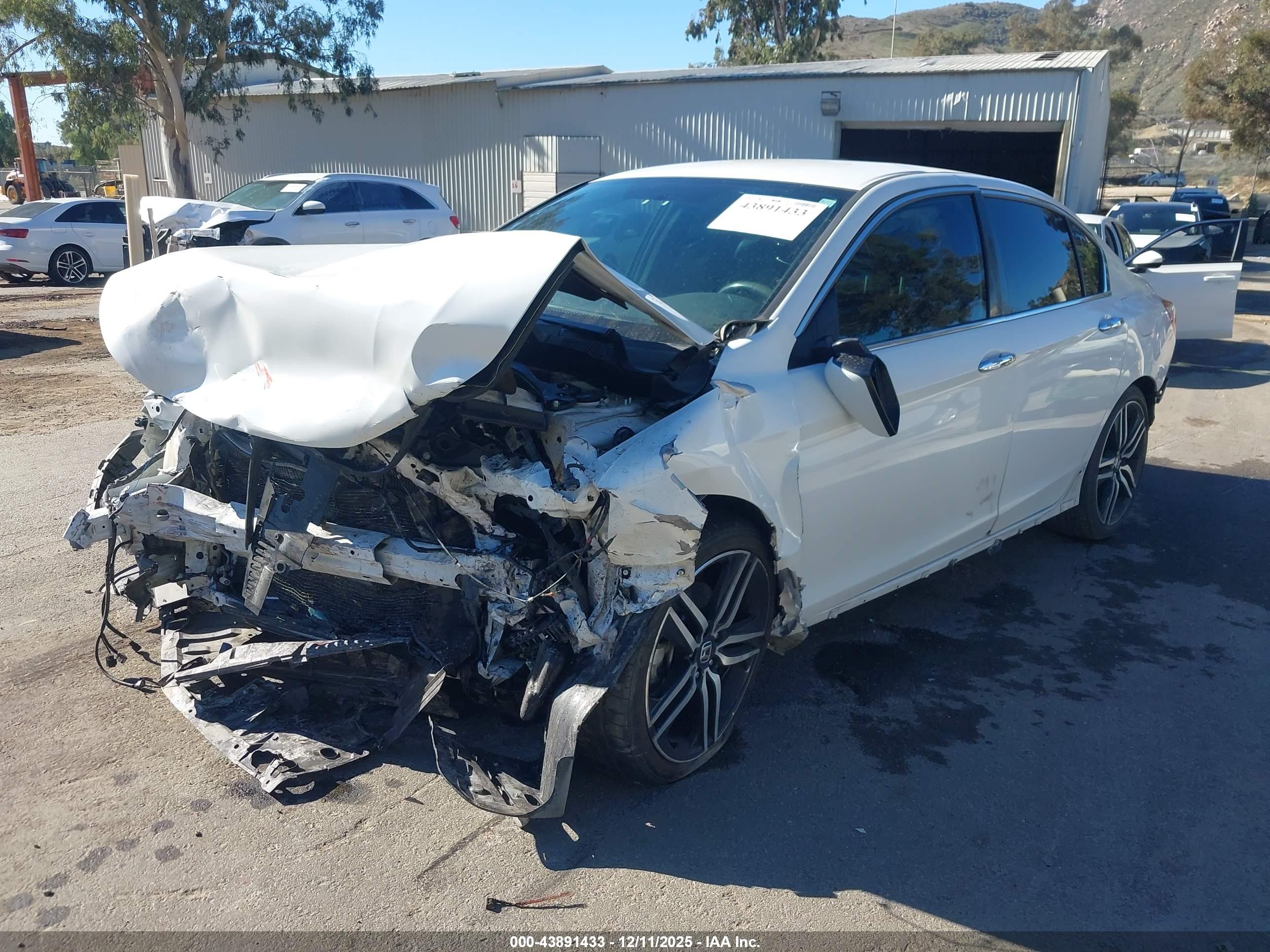 HONDA ACCORD image 2
